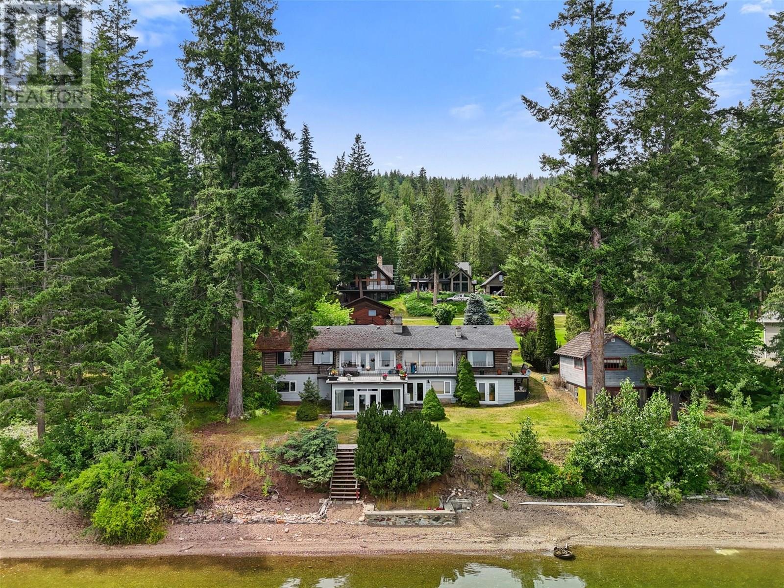 4498 SQUILAX-ANGLEMONT Road Unit# 5, North Shuswap