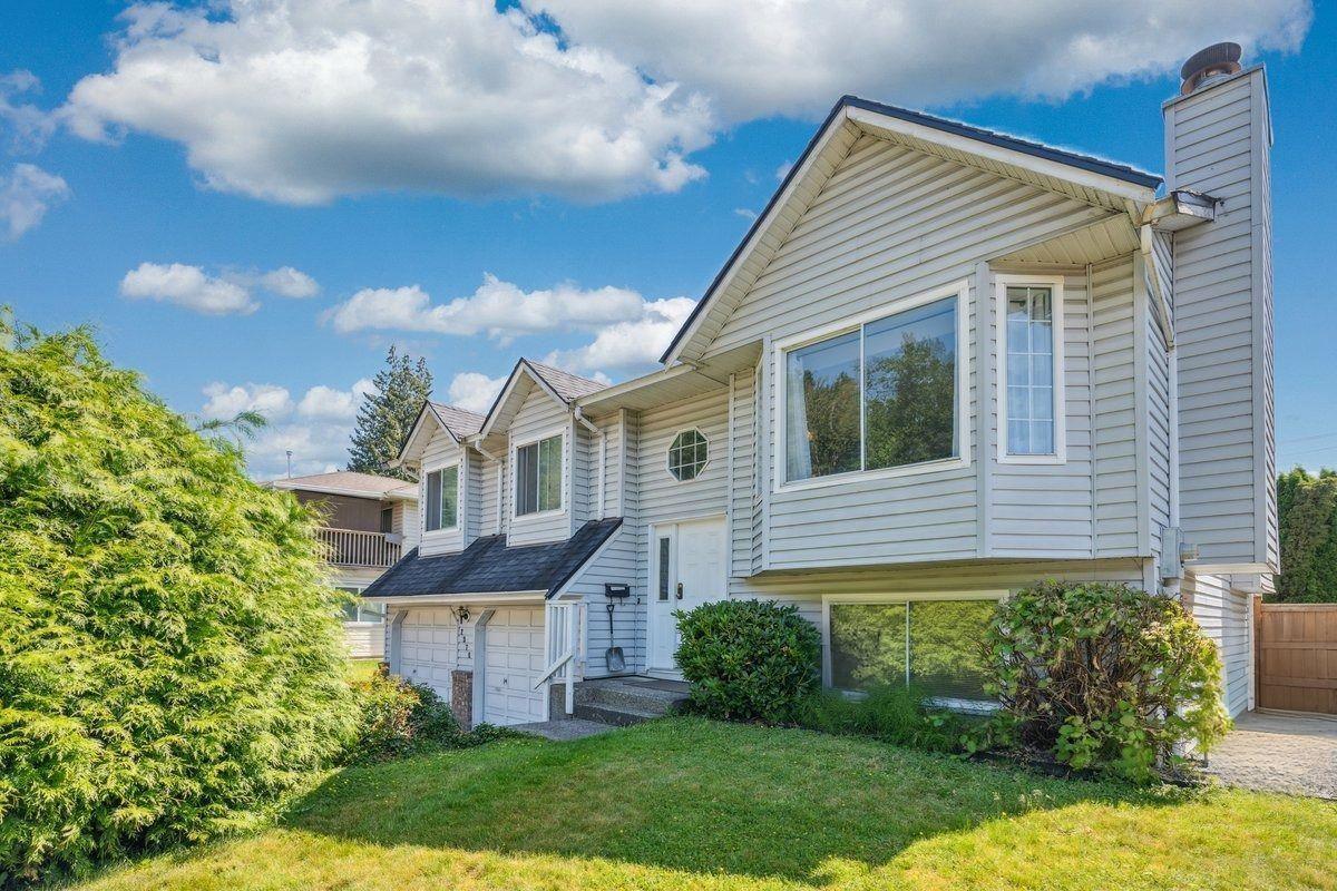 Photo 1 of 2970 Crossley Drive, Abbotsford BC