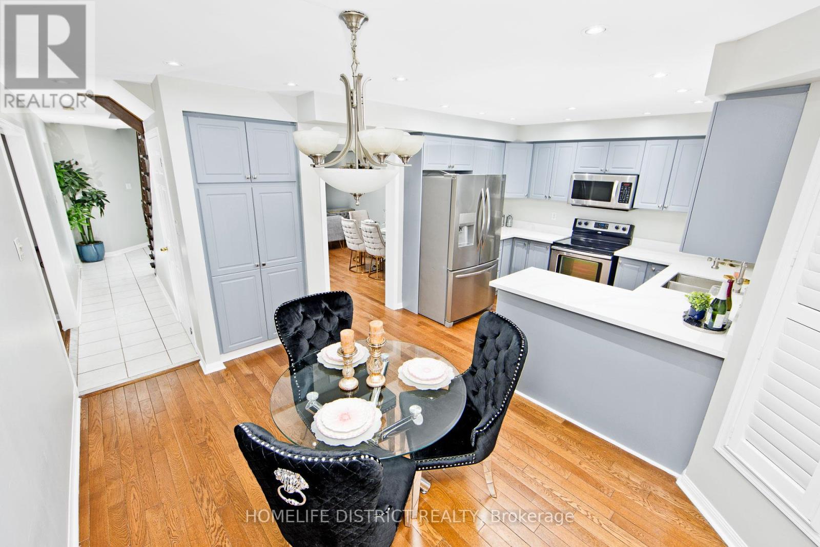 Photo 21 of 50 Weldrick Crescent, Clarington ON