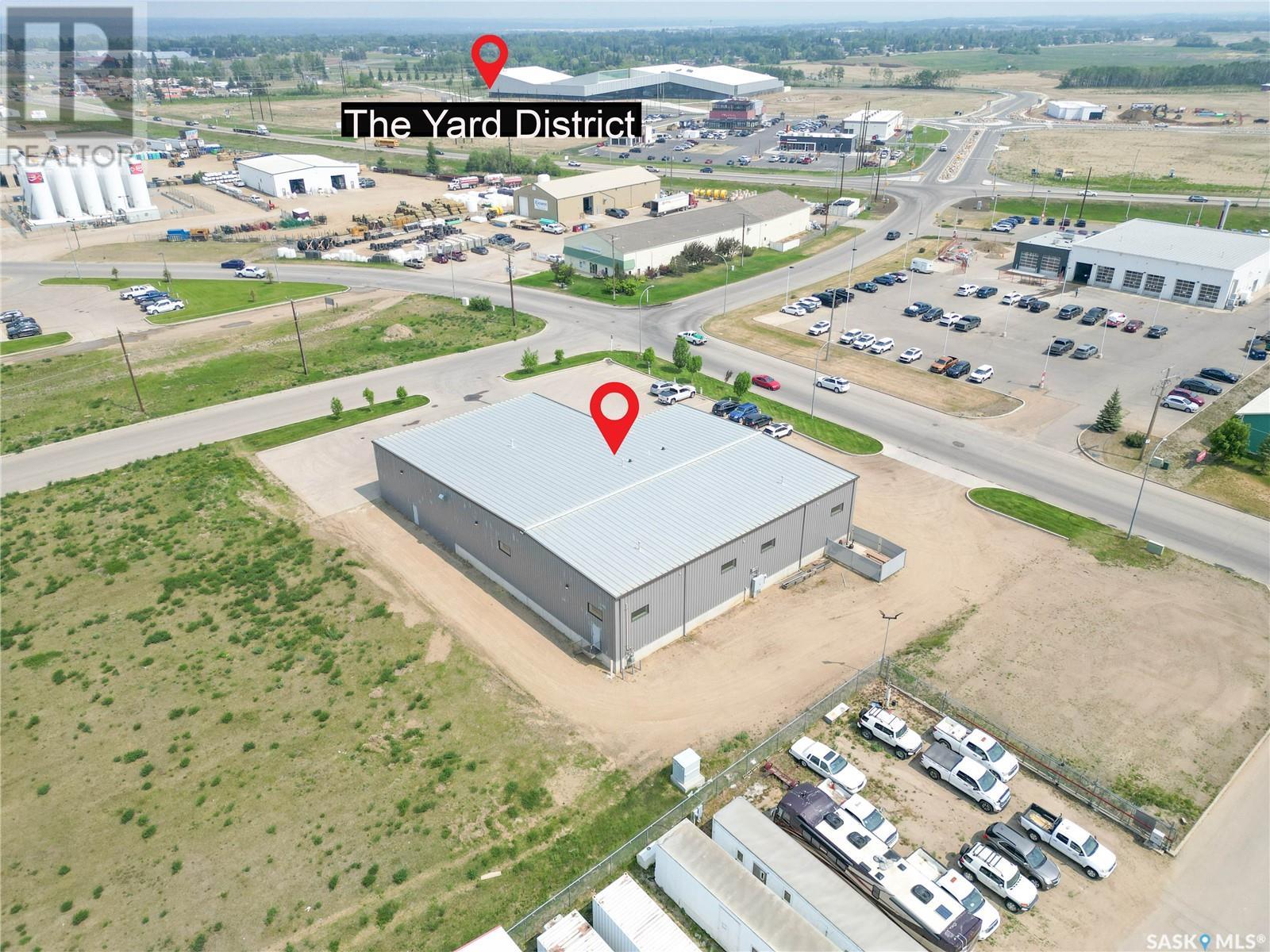 Photo 3 of East 585 42nd Street E, Prince Albert SK