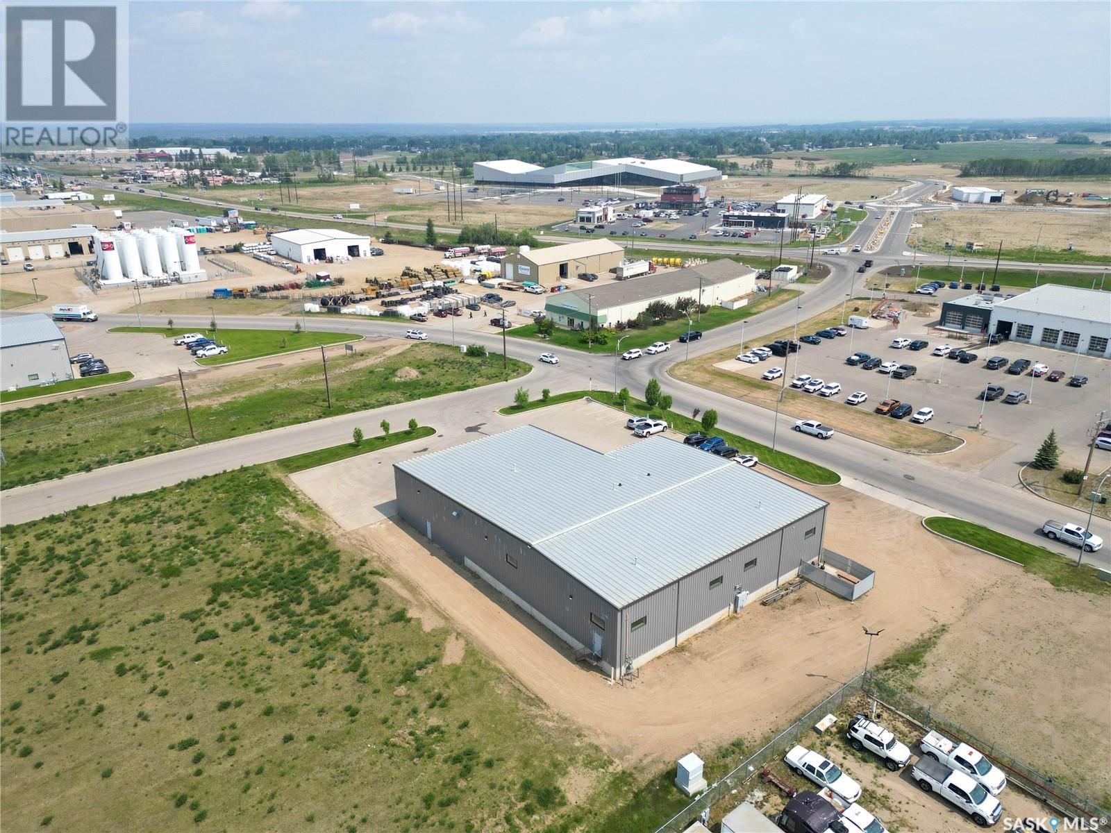 Photo 6 of East 585 42nd Street E, Prince Albert SK