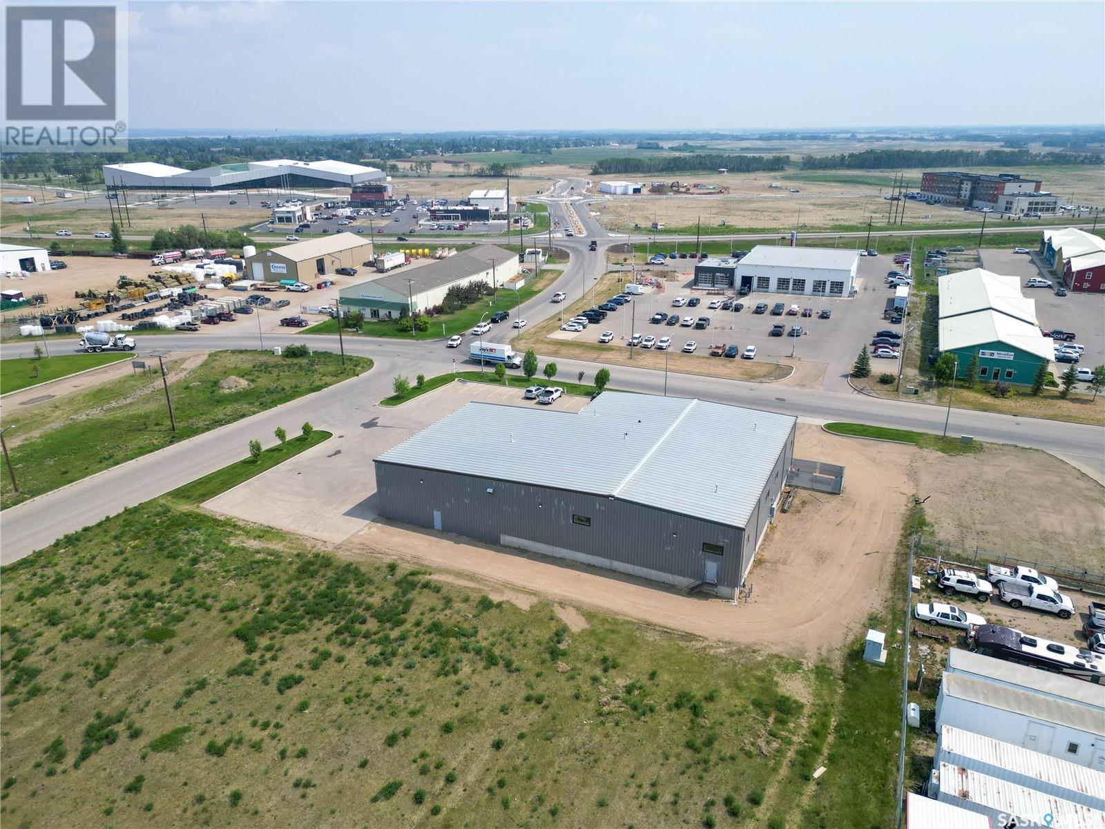 Photo 7 of East 585 42nd Street E, Prince Albert SK
