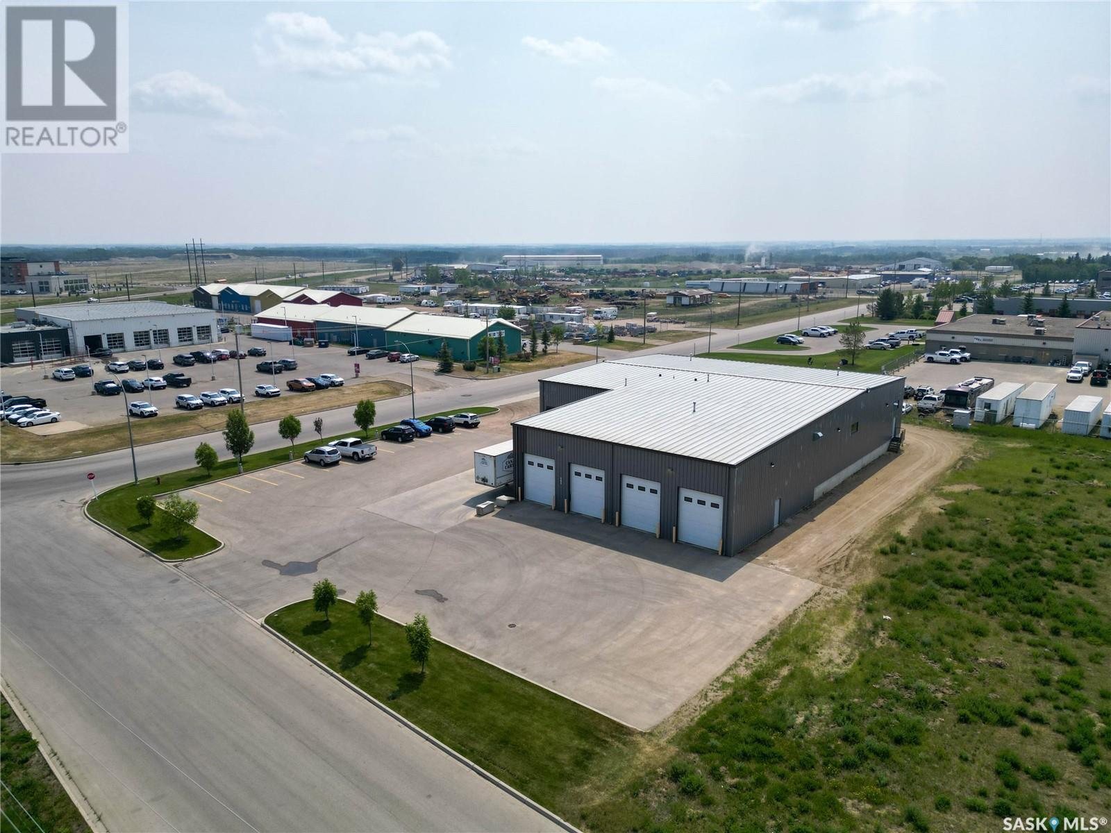 Photo 8 of East 585 42nd Street E, Prince Albert SK