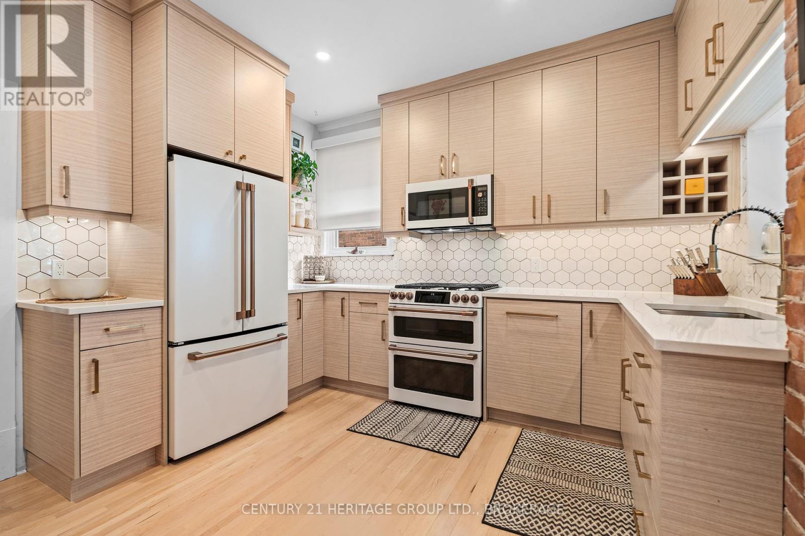 Photo 33 of 292 Victoria Street, Kingston ON