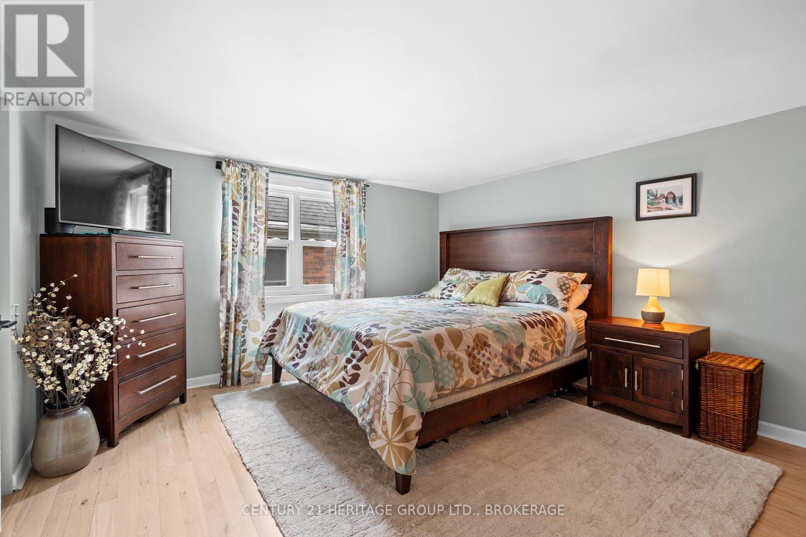 Photo 4 of 292 Victoria Street, Kingston ON
