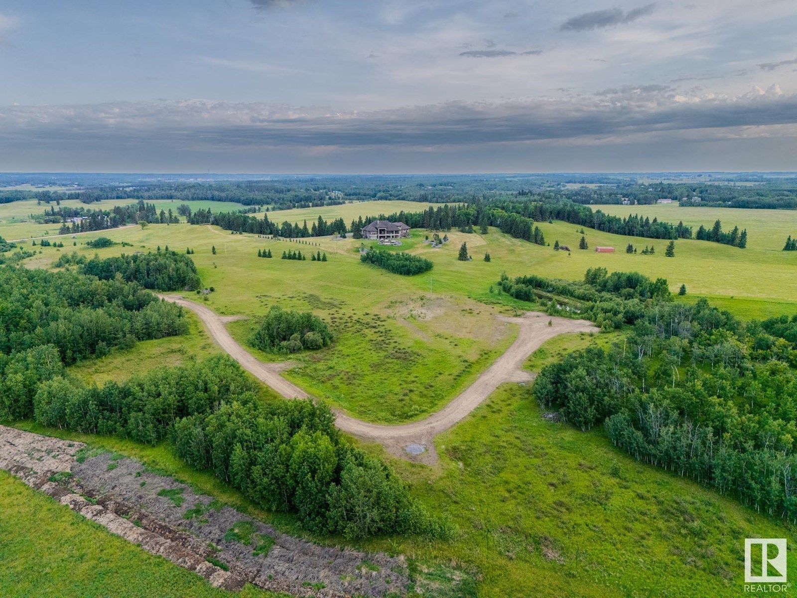 Photo 2 of Nw 14 47 24 4, Rural Wetaskiwin County AB