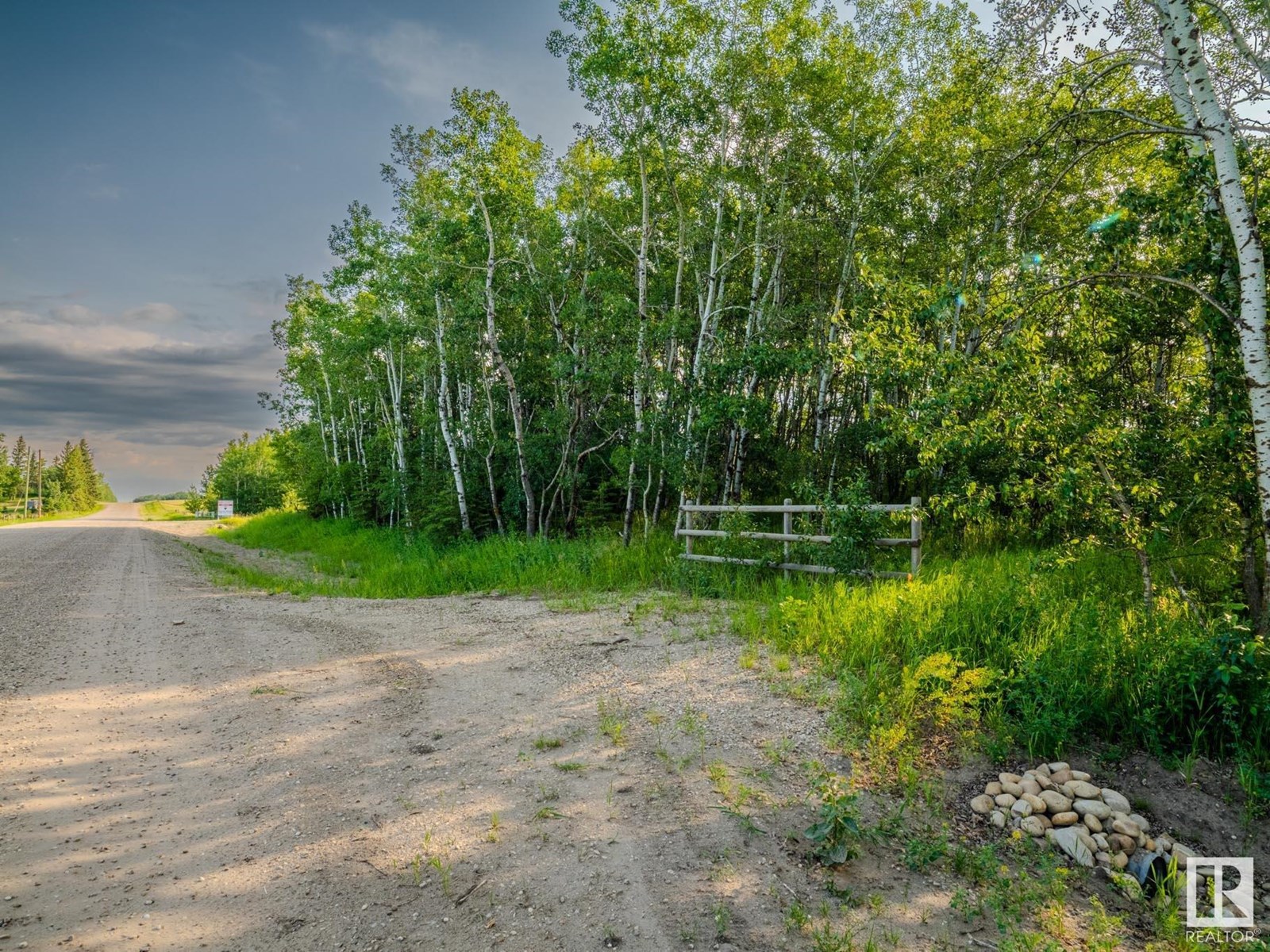 Photo 12 of Nw 14 47 24 4, Rural Wetaskiwin County AB