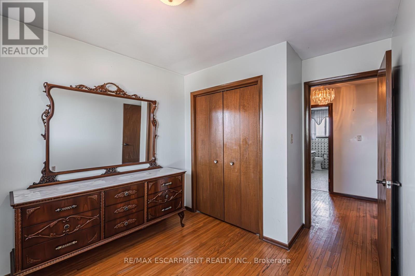 Photo 45 of 20 Harvard Place, Hamilton ON
