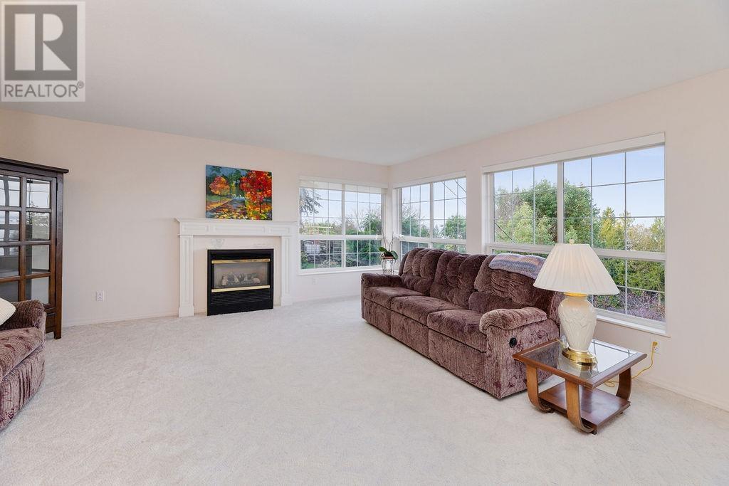 5174 RADCLIFFE ROAD, Sechelt