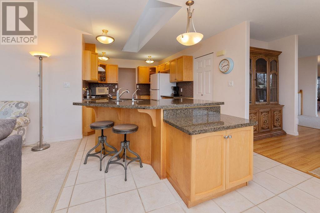 5174 RADCLIFFE ROAD, Sechelt