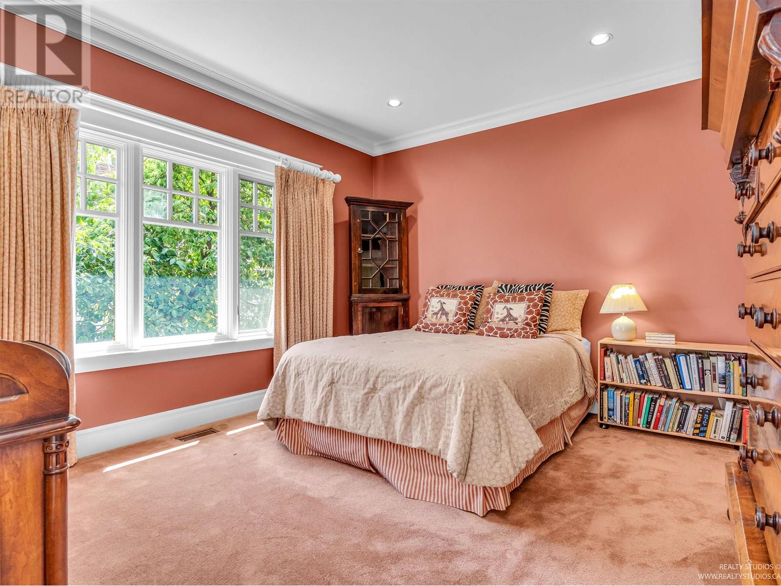 Photo 13 of 6362 Churchill Street, Vancouver BC