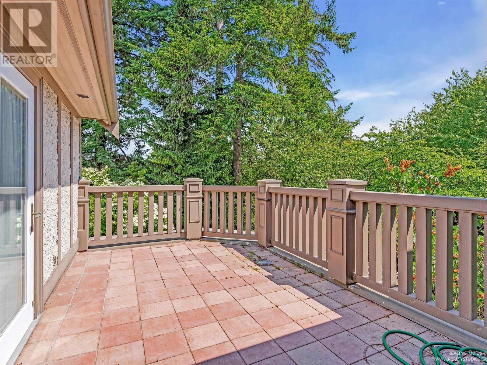 Photo 7 of 6362 Churchill Street, Vancouver BC