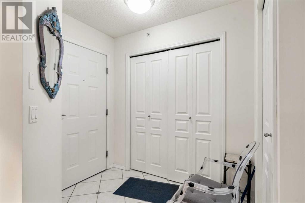 Single Family House for Sale in   Richard Place SW Lincoln Park Calgary 