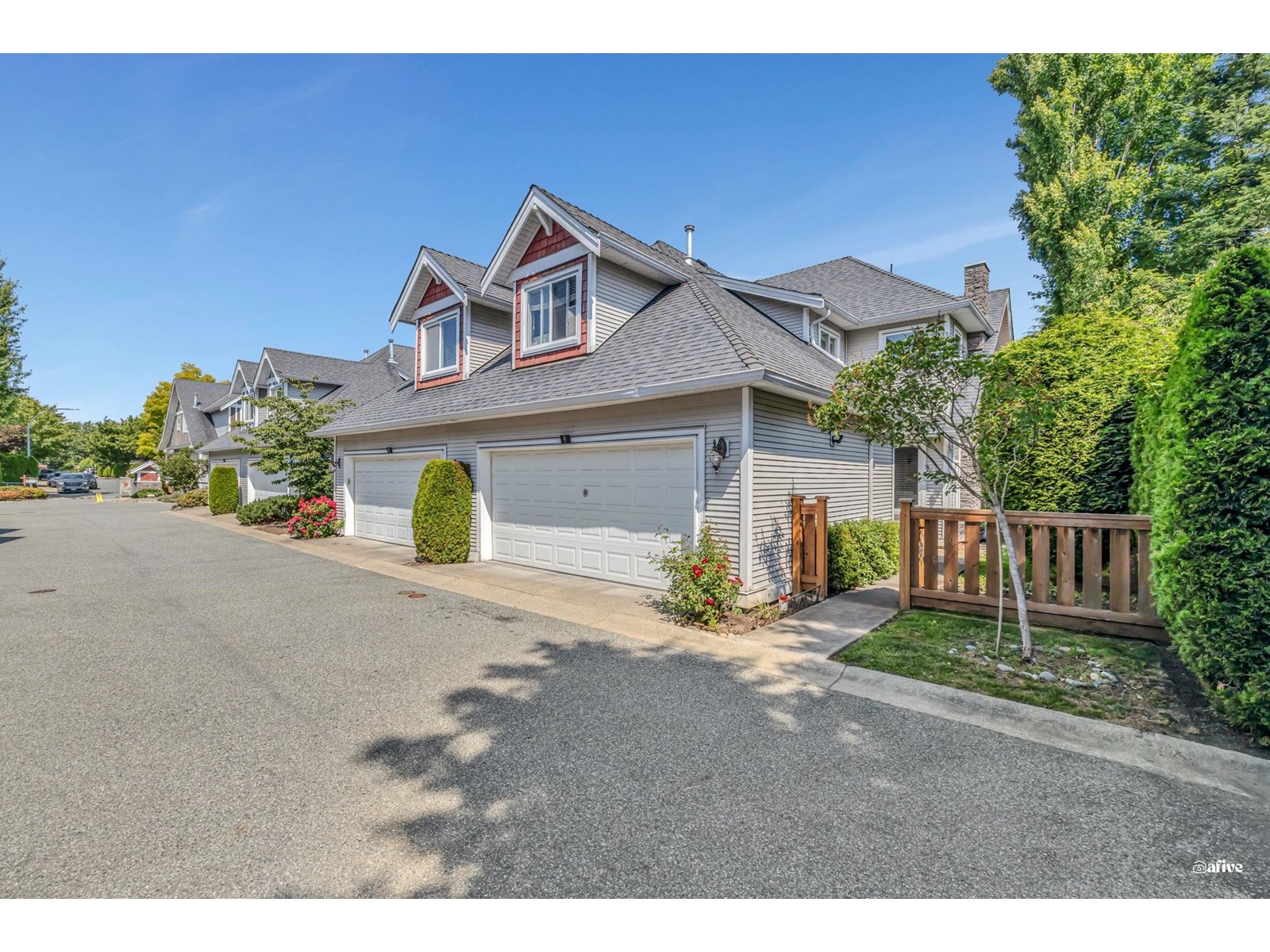 Photo 2 of 9 19977 71 Avenue, Langley BC