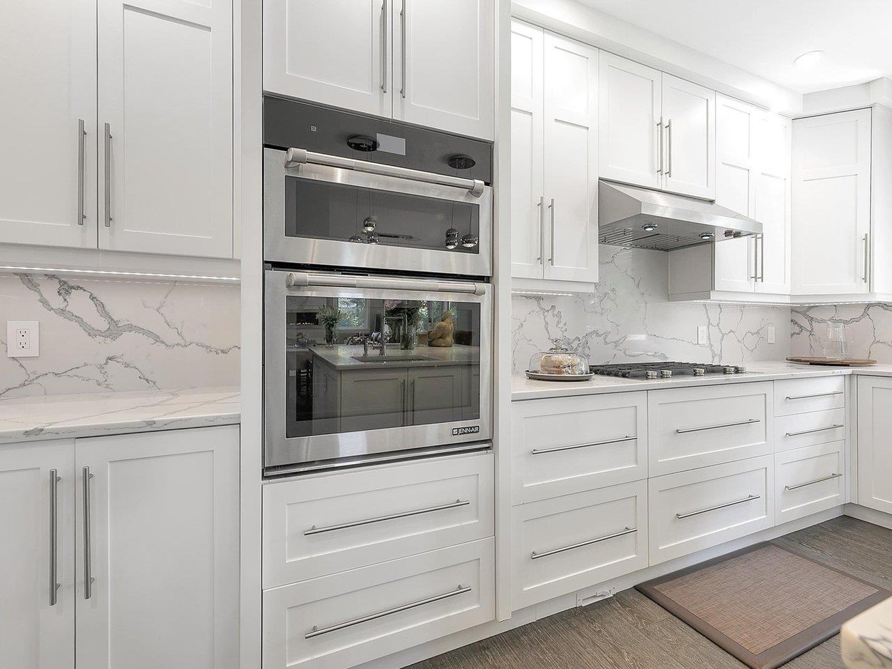Photo 15 of 20290 40 Avenue, Langley BC