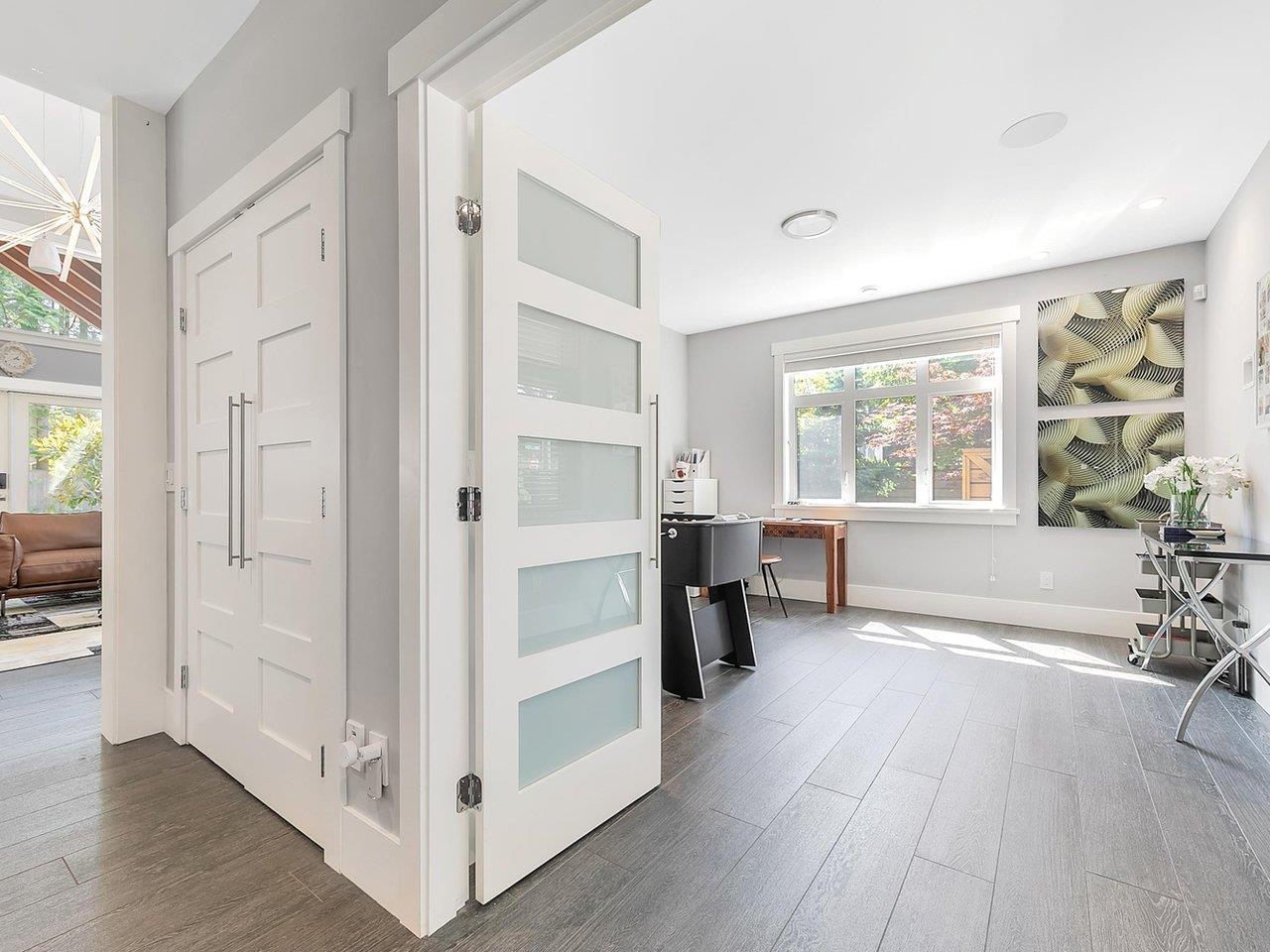 Photo 12 of 20290 40 Avenue, Langley BC