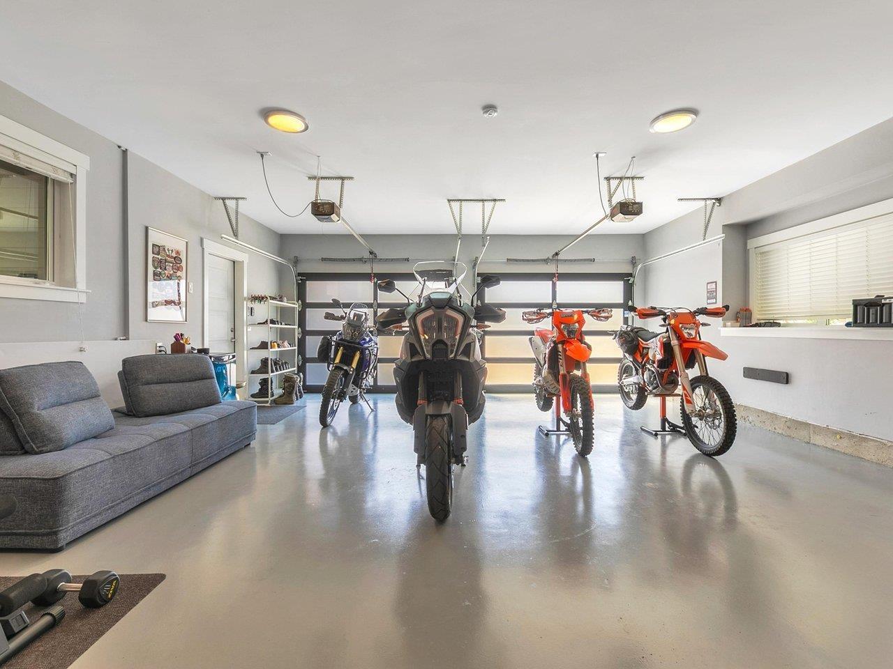 Photo 30 of 20290 40 Avenue, Langley BC