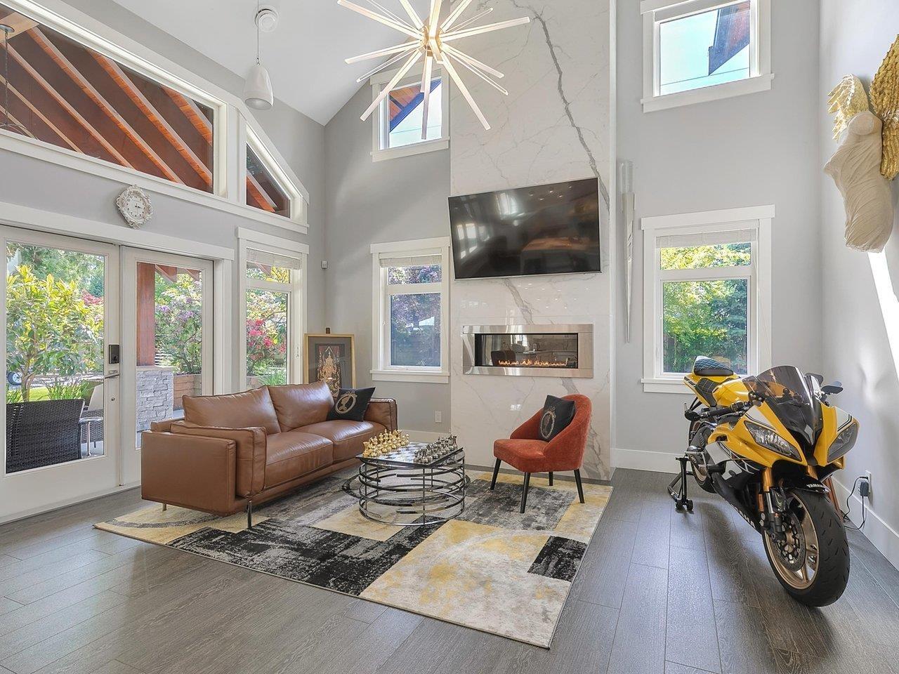 Photo 8 of 20290 40 Avenue, Langley BC