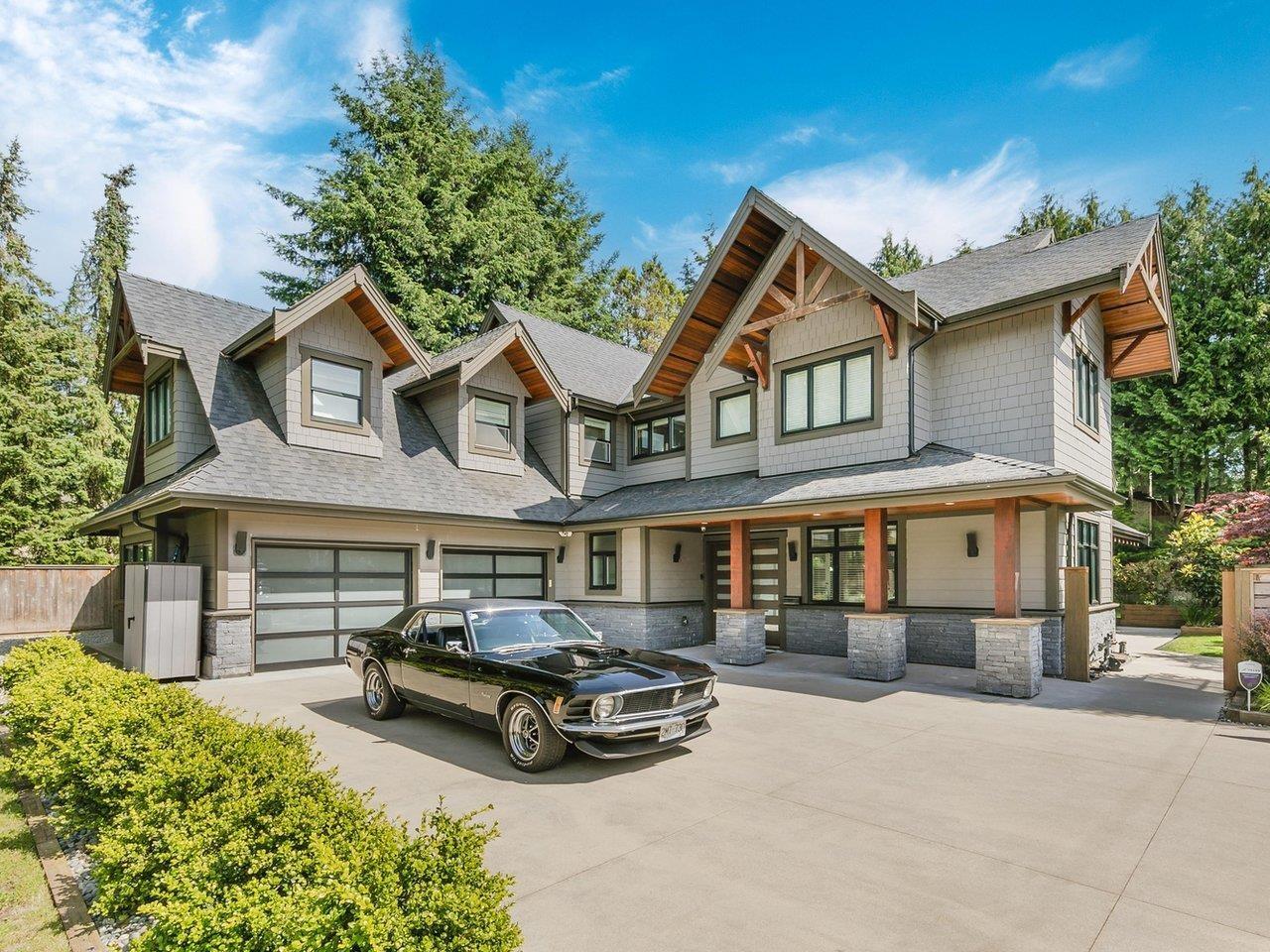 Photo 1 of 20290 40 Avenue, Langley BC