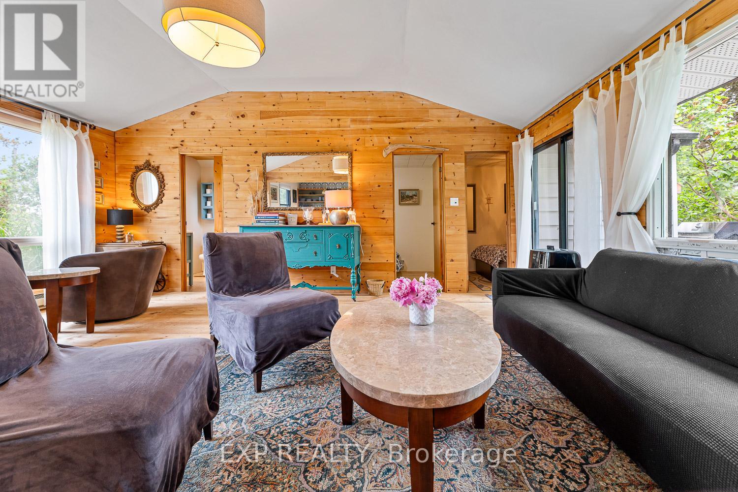 Photo 14 of 141 Patterson Boulevard, Tay ON