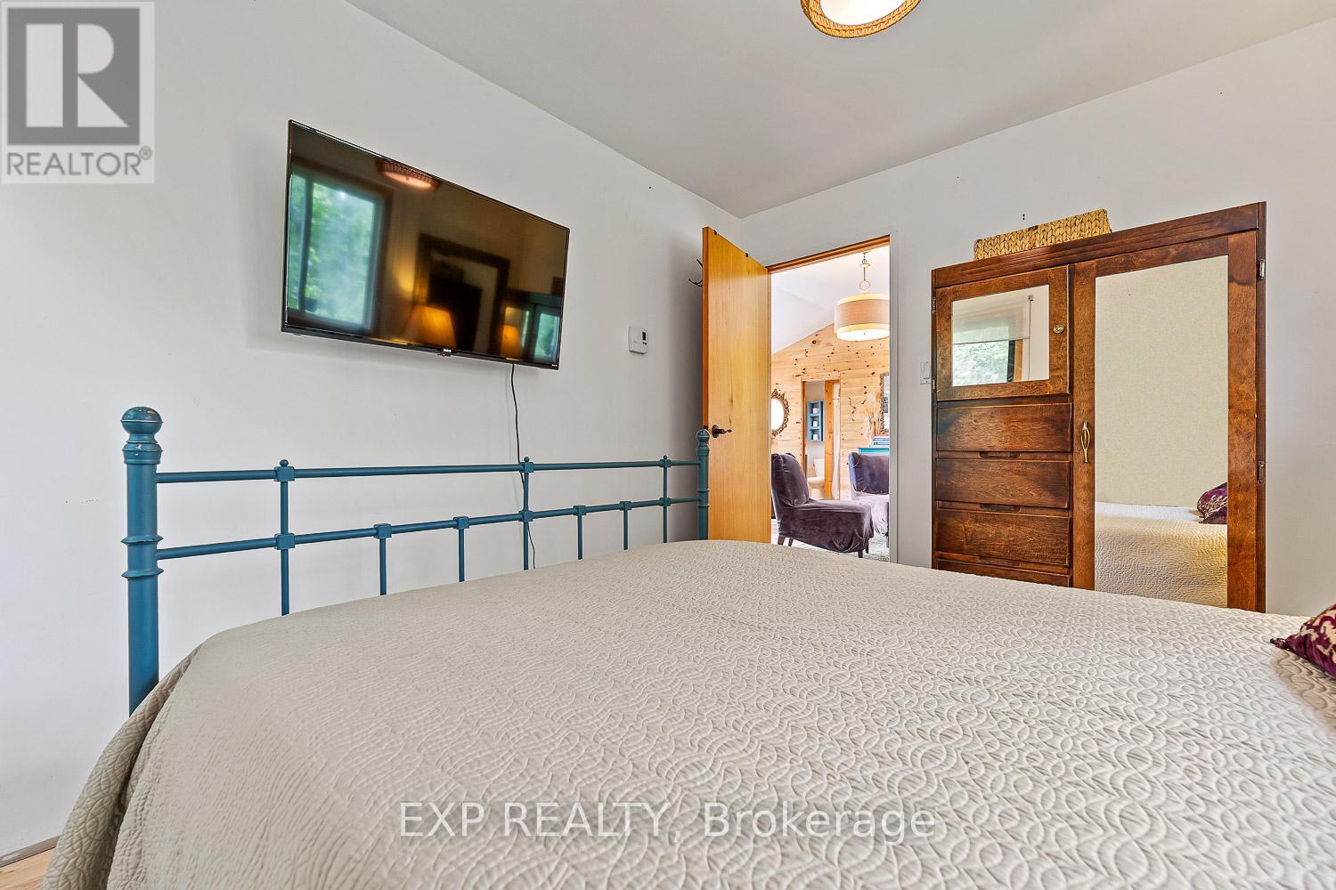 Photo 15 of 141 Patterson Boulevard, Tay ON