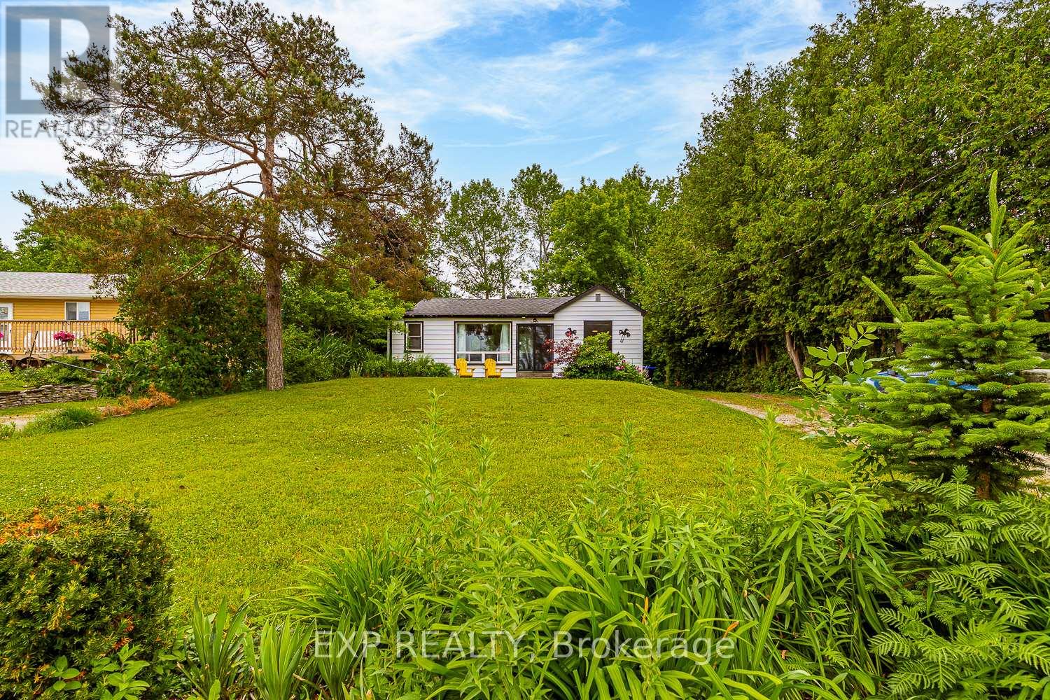 Photo 24 of 141 Patterson Boulevard, Tay ON