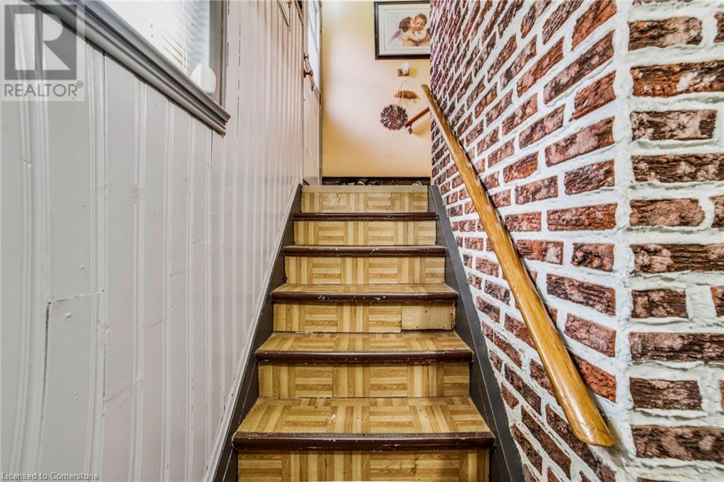 Photo 18 of 763 Upper Ottawa Street, Hamilton ON