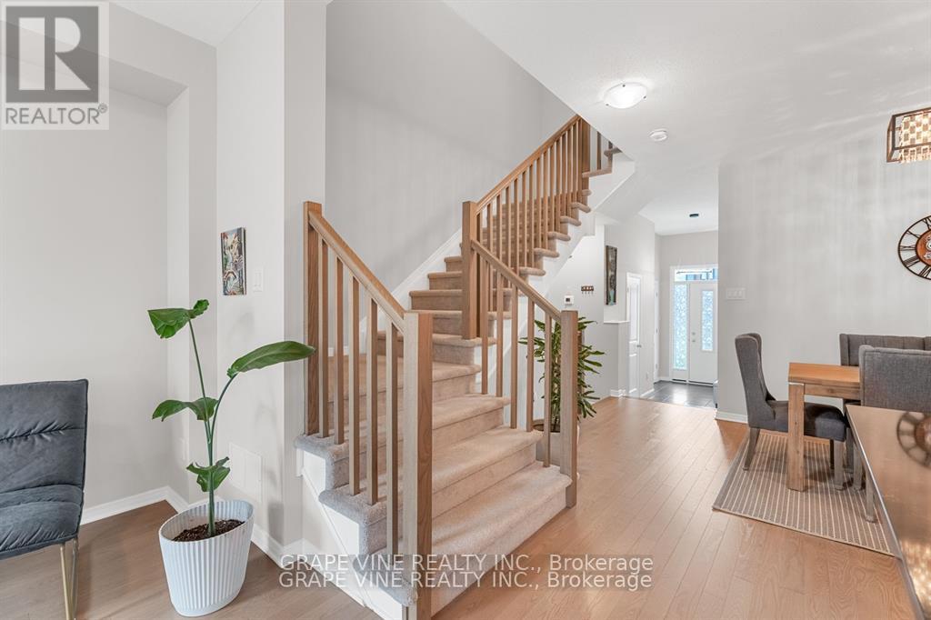Photo 28 of 678 Taliesin Crescent, Ottawa ON