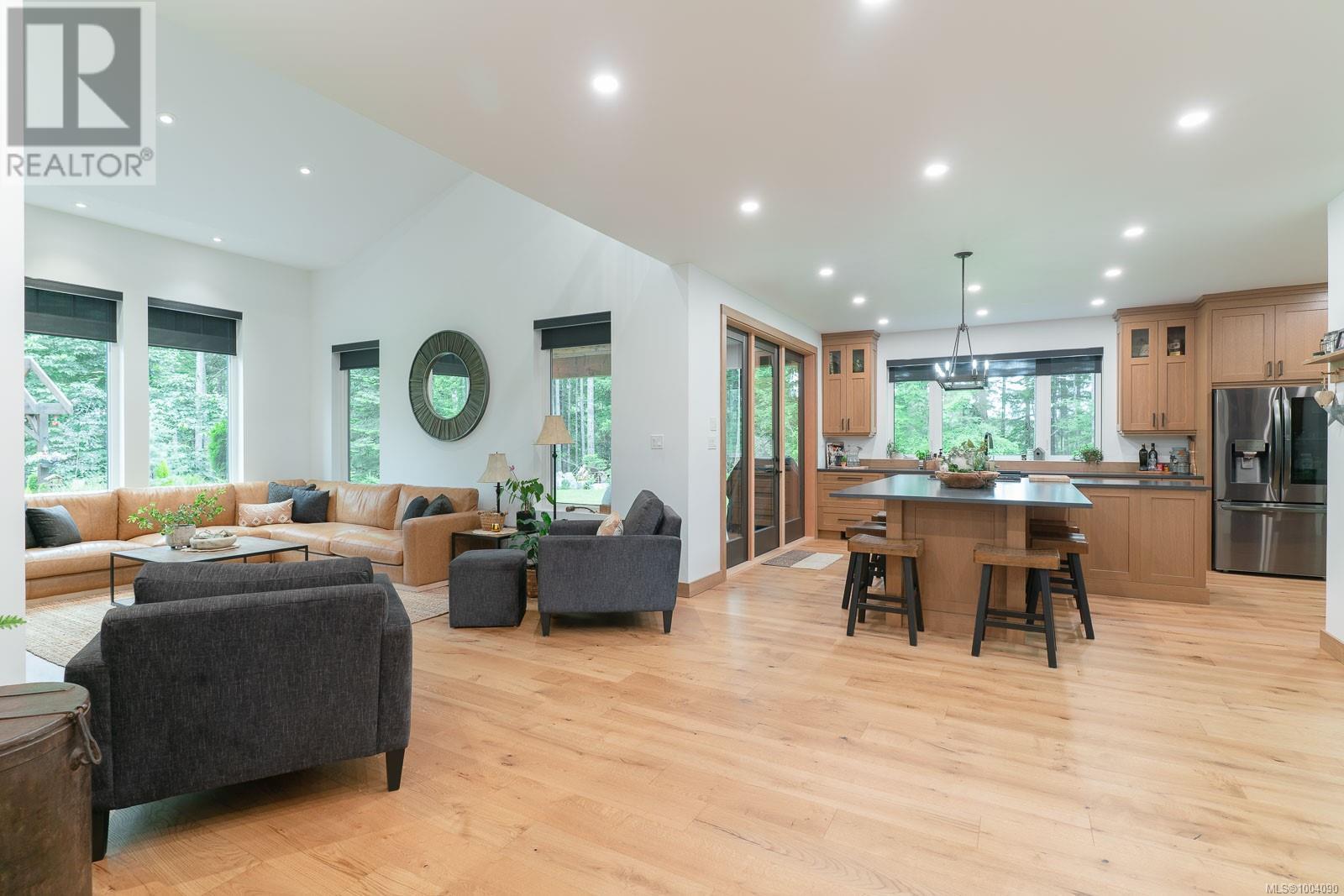 5625 Willow Rd, Port Alberni