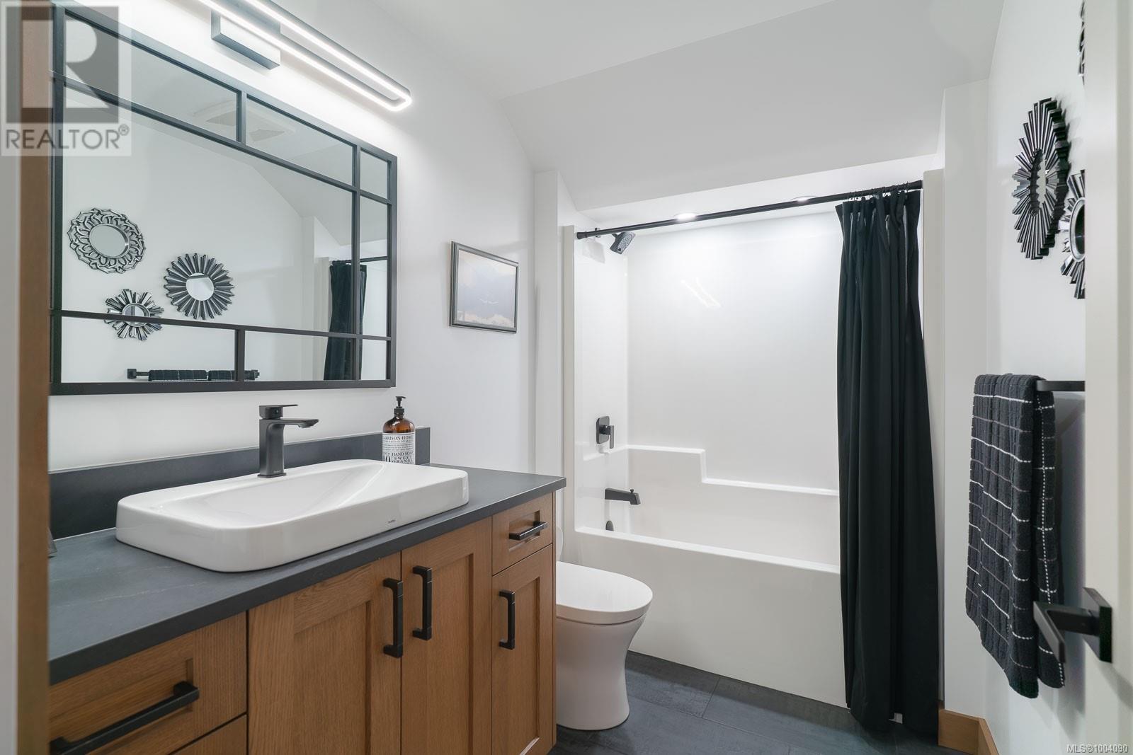 5625 Willow Rd, Port Alberni
