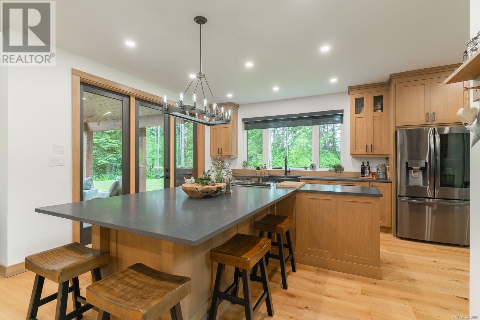 5625 Willow Rd, Port Alberni