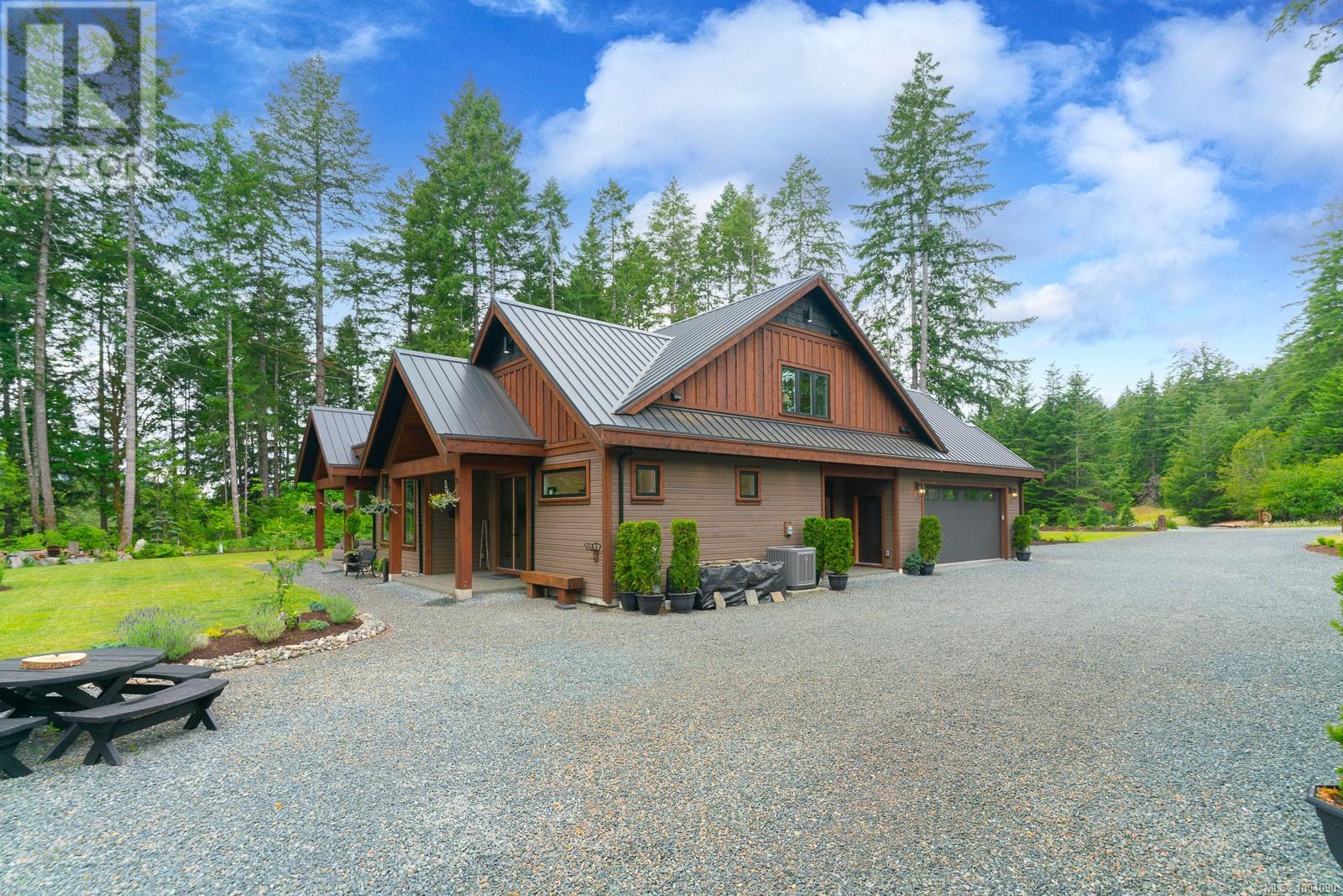 5625 Willow Rd, Port Alberni