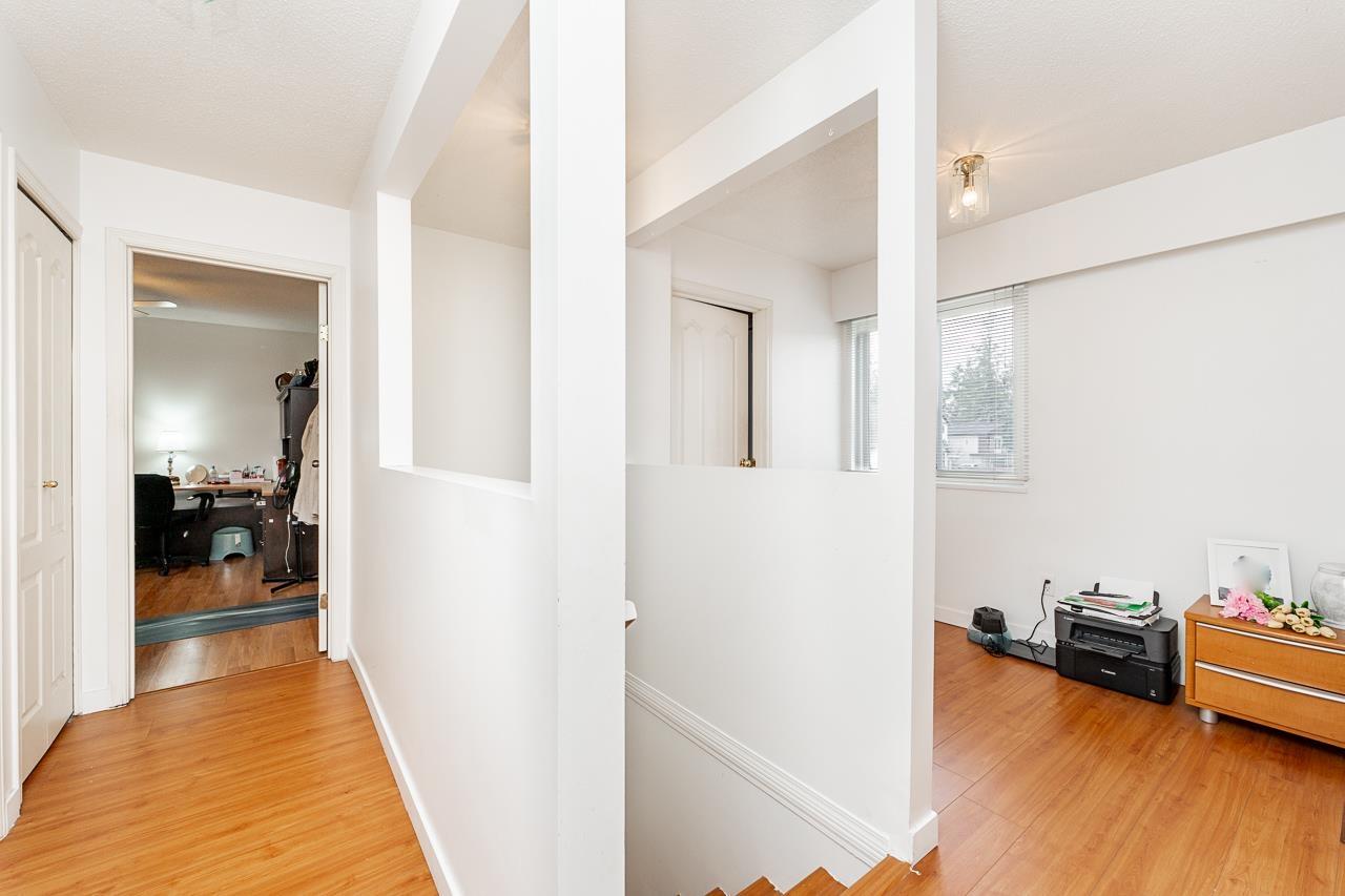 Photo 19 of 12764 104 A Avenue, Surrey BC