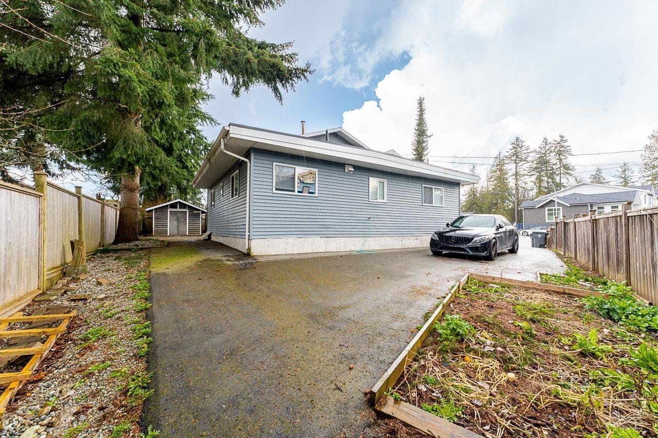 Photo 37 of 12764 104 A Avenue, Surrey BC