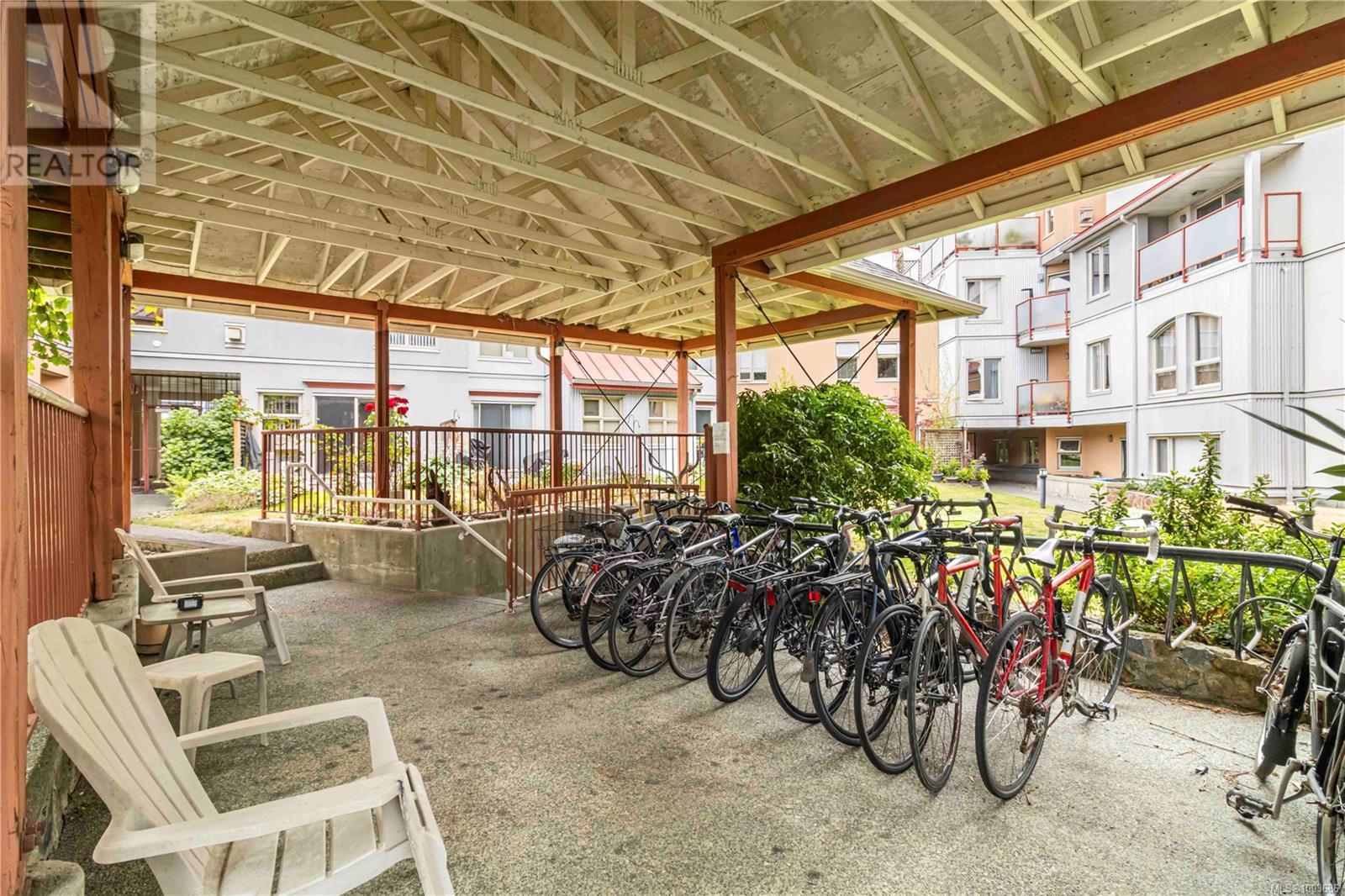 Photo 32 of 203 930 North Park St, Victoria BC