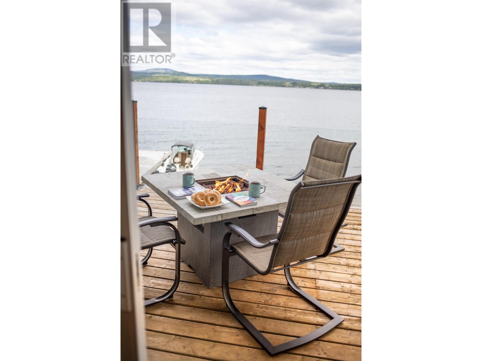 1638 UNCHA LAKE Road, Burns Lake