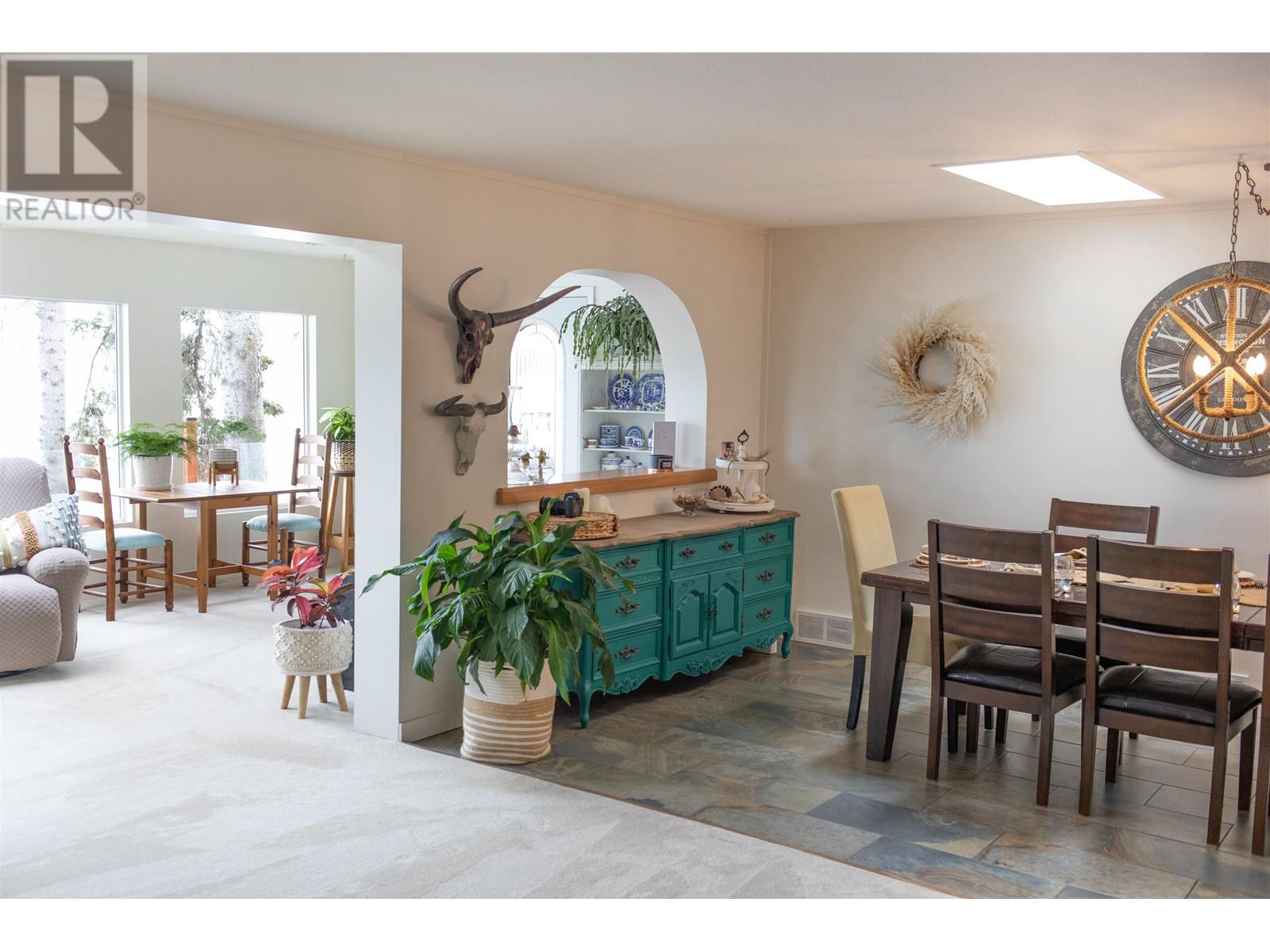 1638 UNCHA LAKE Road, Burns Lake