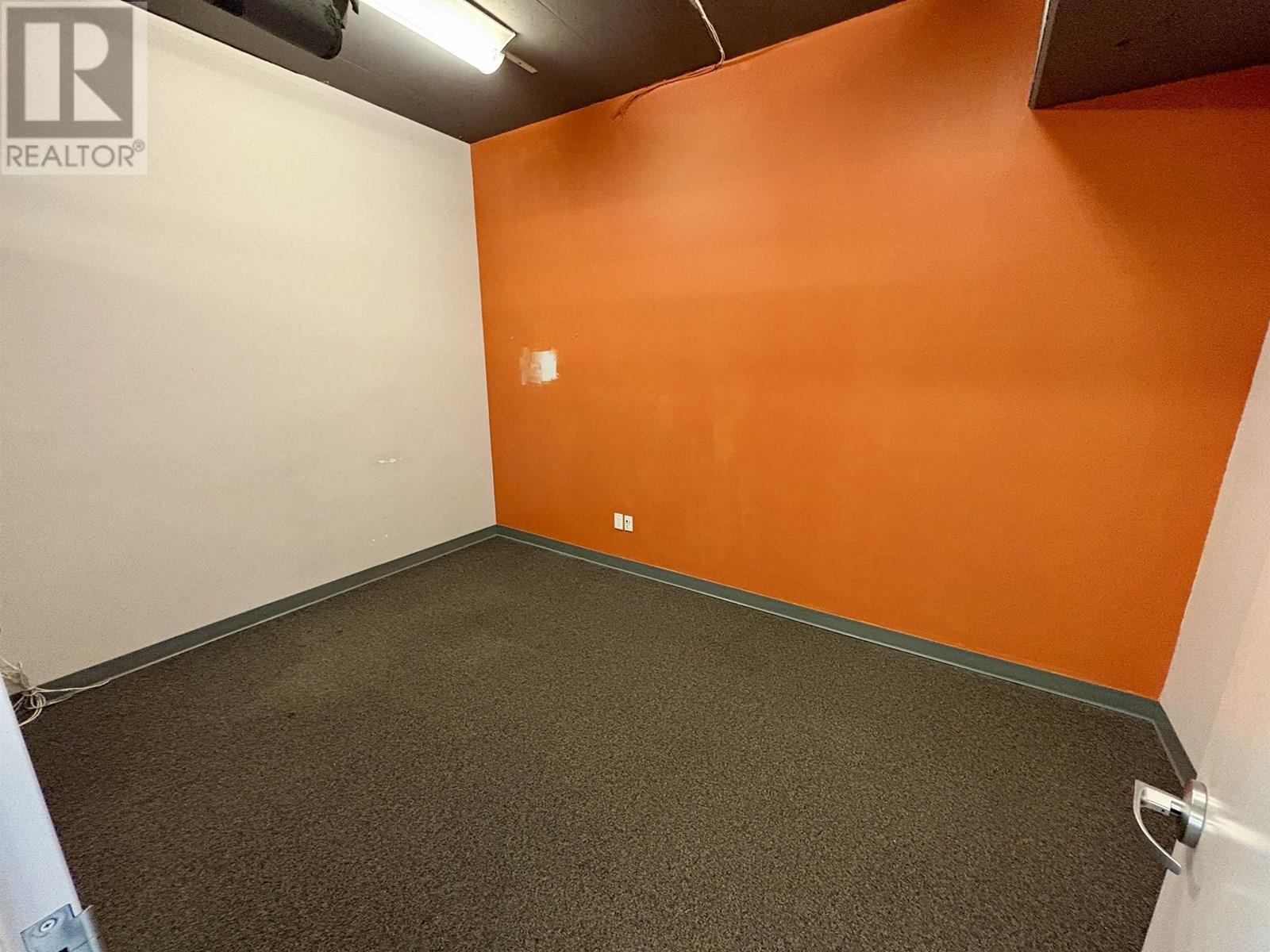 Photo 3 of 605 Carnarvon Street, New Westminster BC