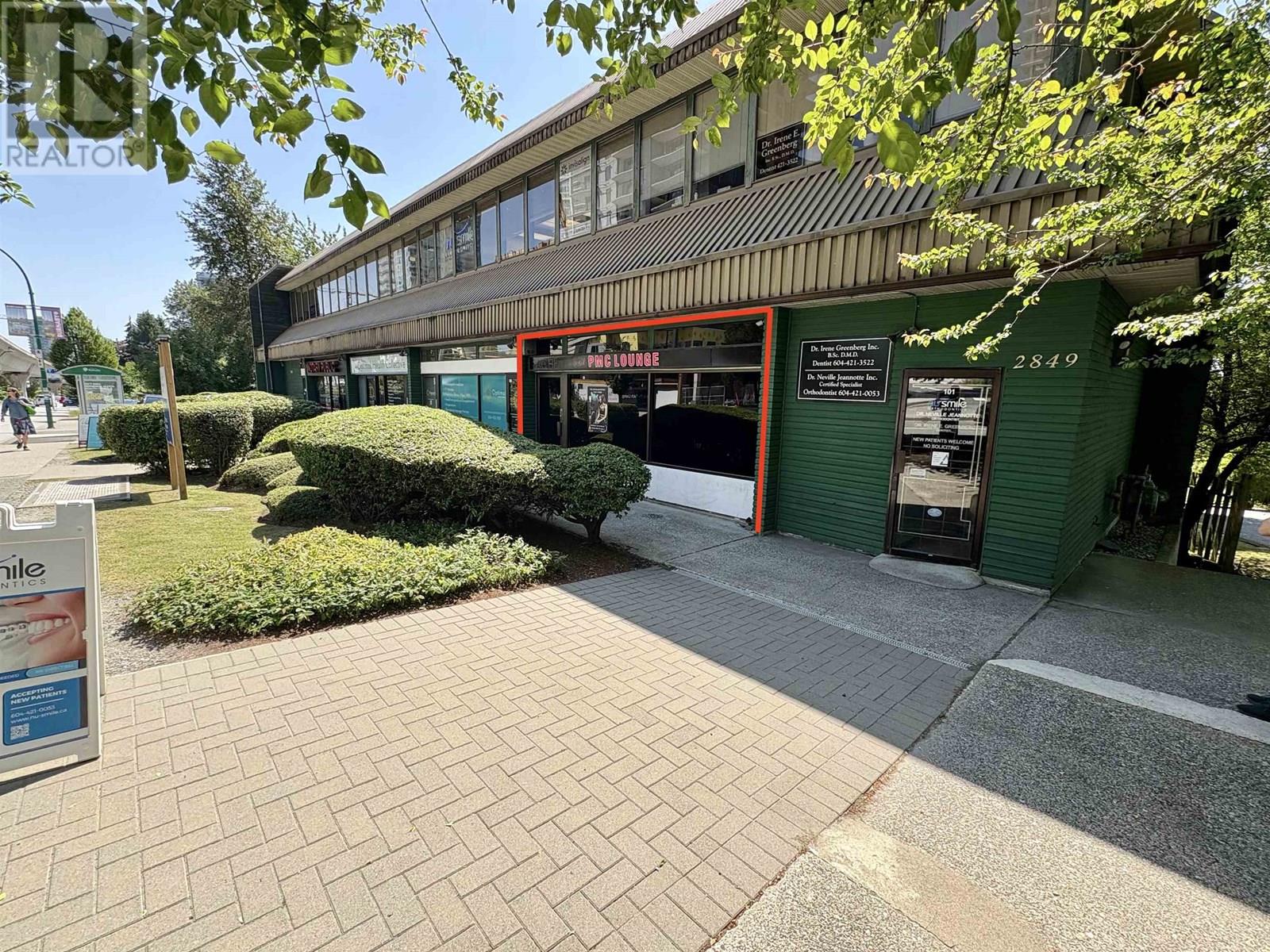 Photo 6 of 102 2849 North Road, Burnaby BC