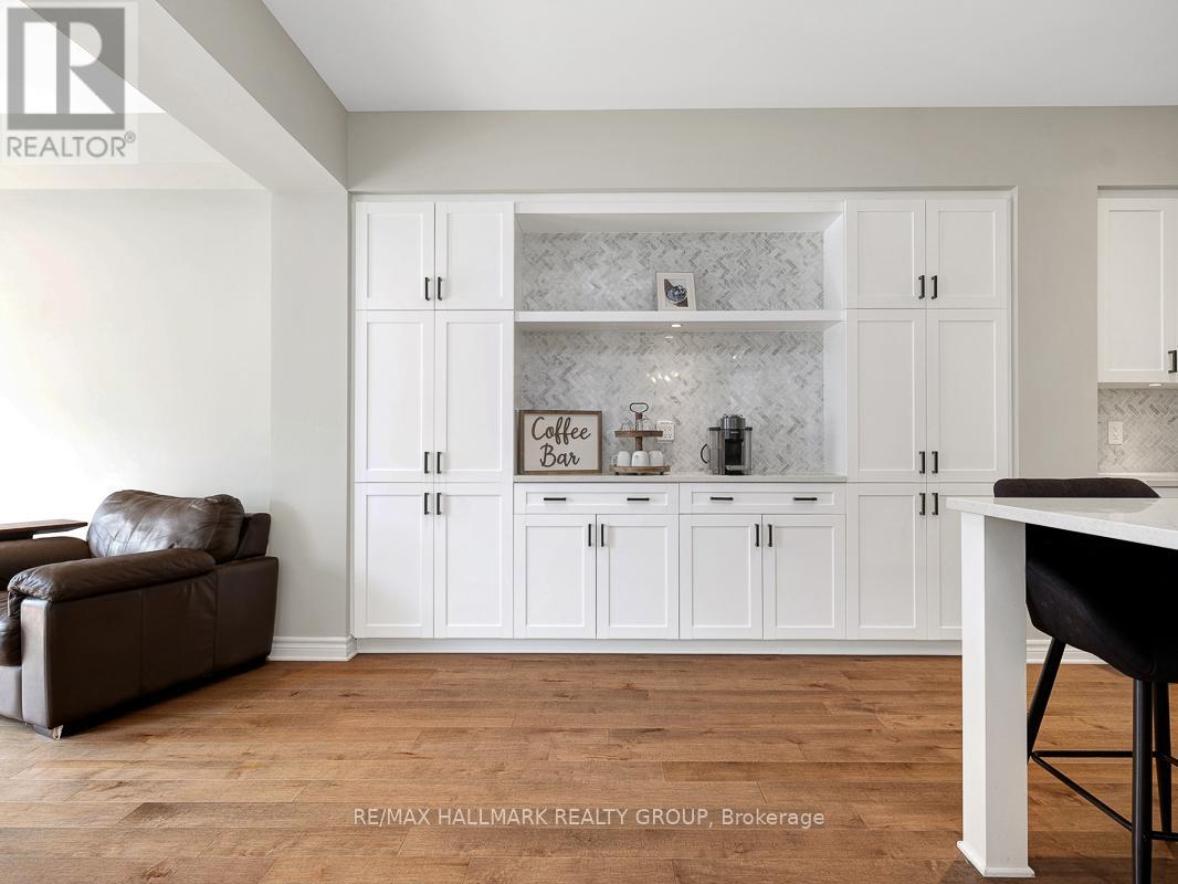 Photo 20 of 103 Warrior Street, Ottawa ON
