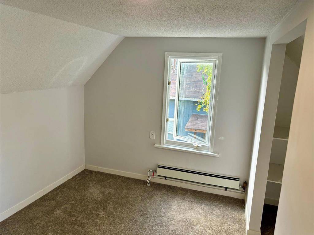 Photo 11 of 567 Talbot Avenue, Winnipeg MB