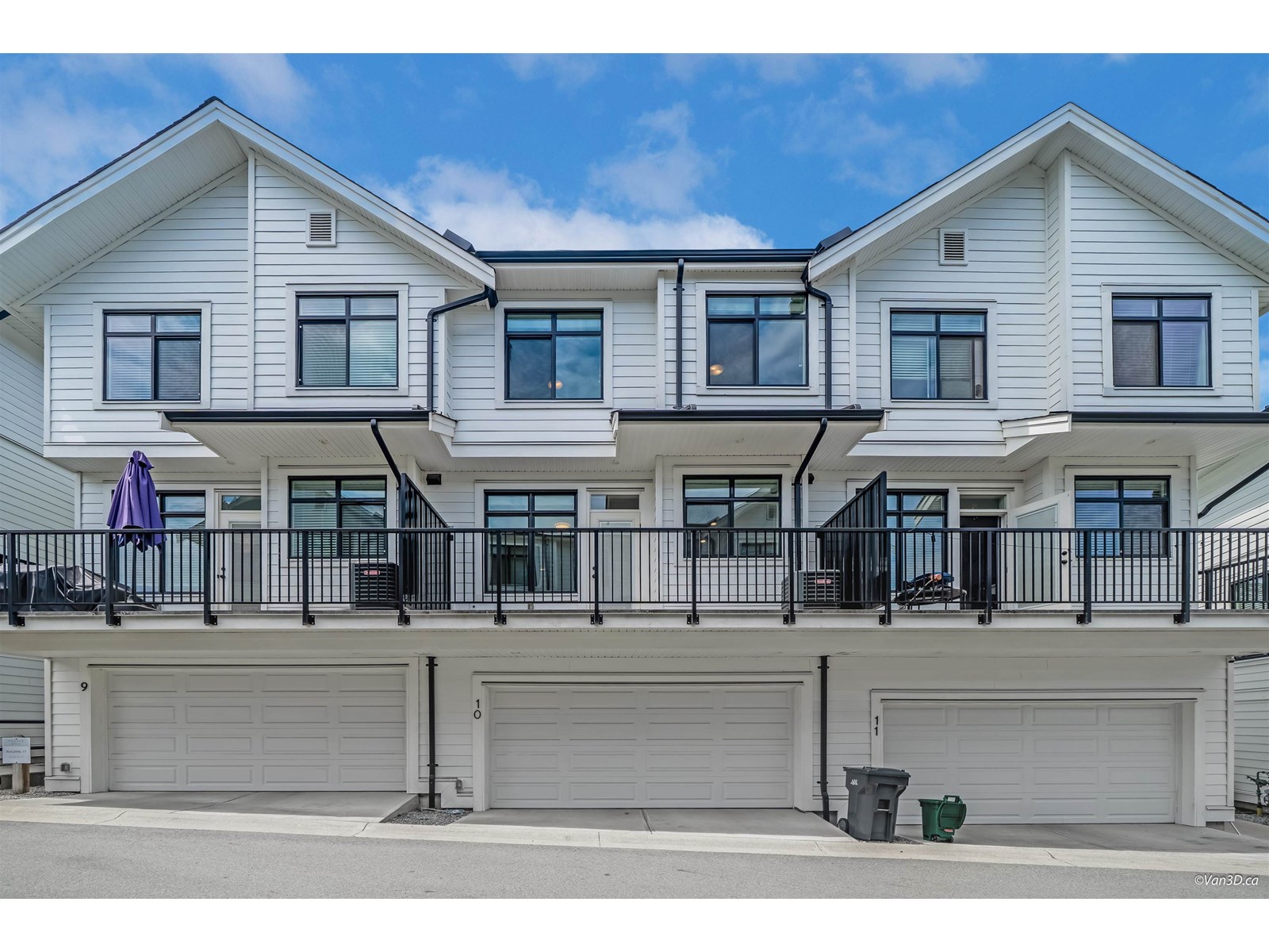 Photo 25 of 10 17557 100 Avenue, Surrey BC