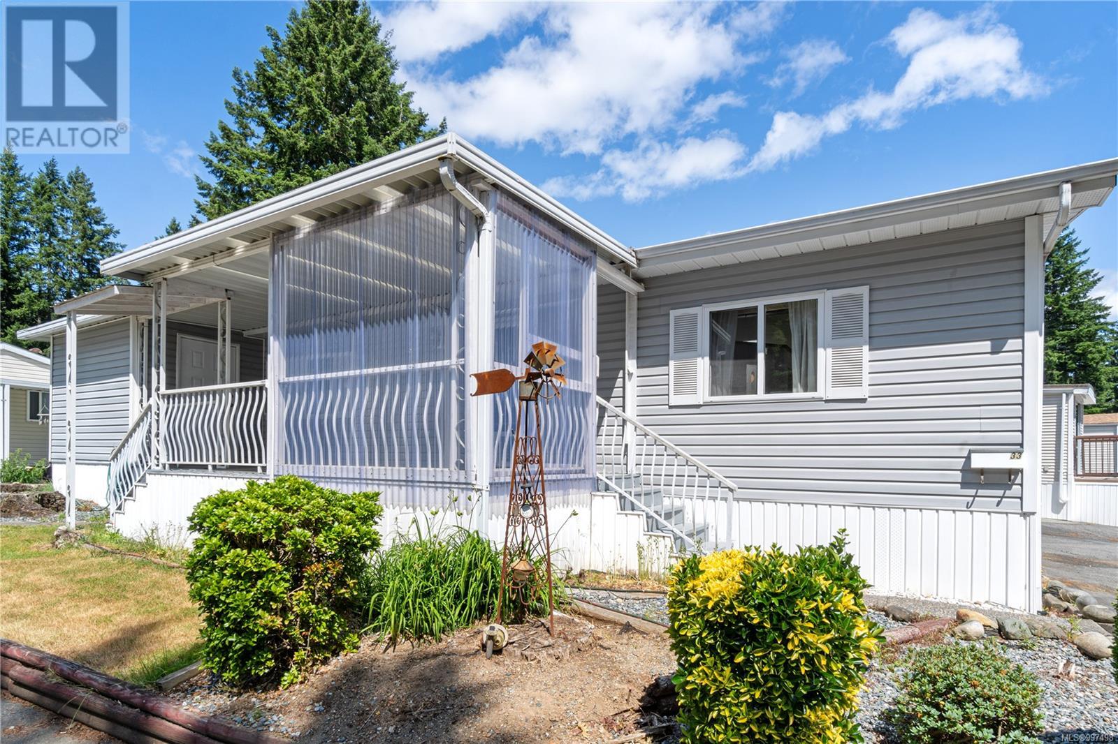 Photo 10 of 33 5854 Turner Rd, Nanaimo BC