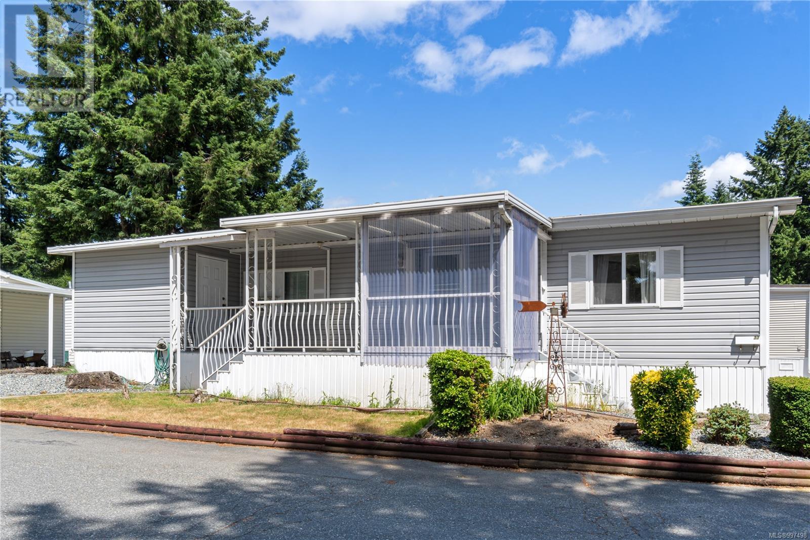 Photo 6 of 33 5854 Turner Rd, Nanaimo BC