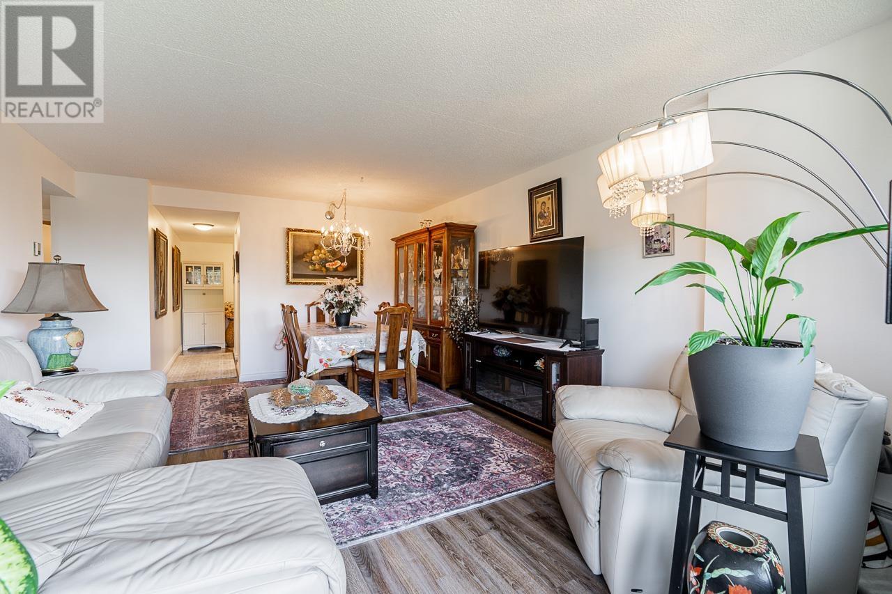 Photo 15 of 1101 6595 Willingdon Avenue, Burnaby BC