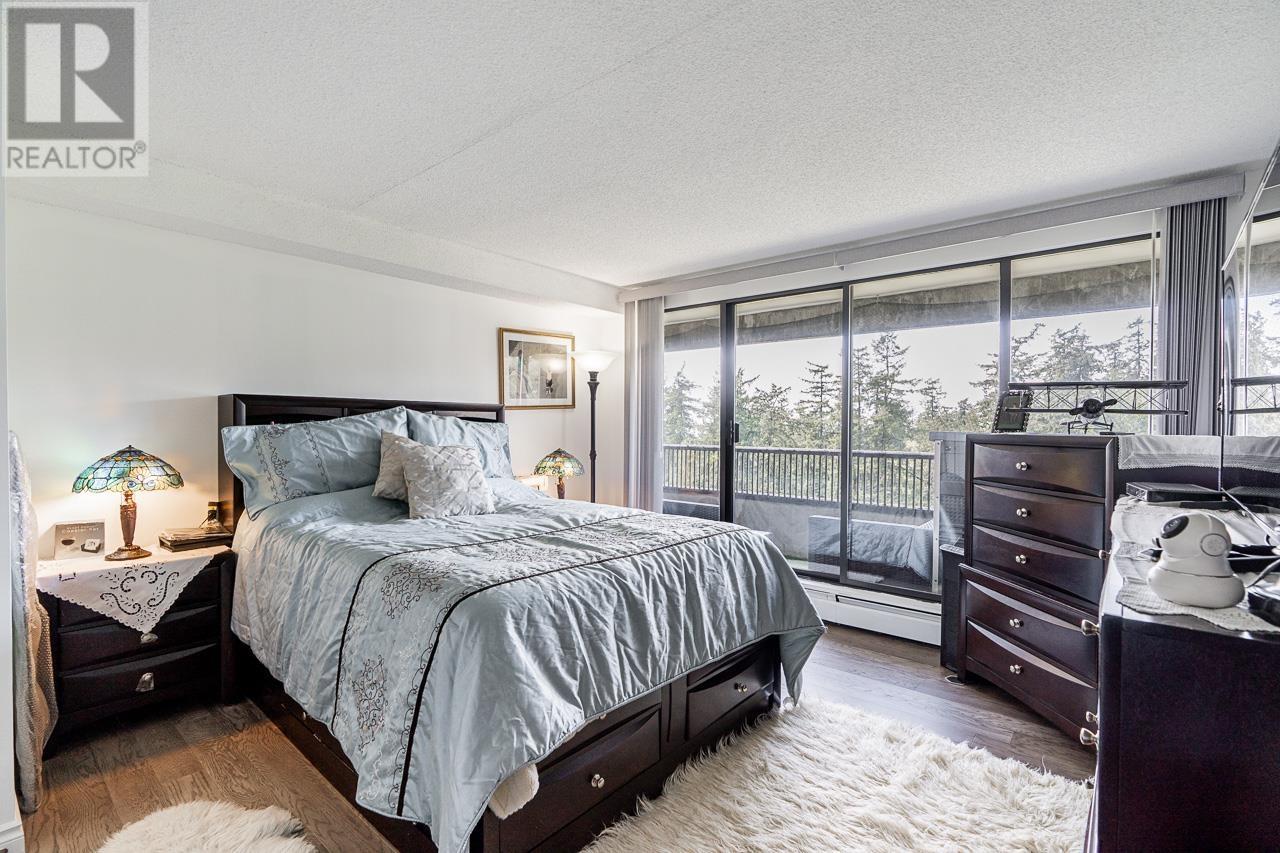 Photo 8 of 1101 6595 Willingdon Avenue, Burnaby BC