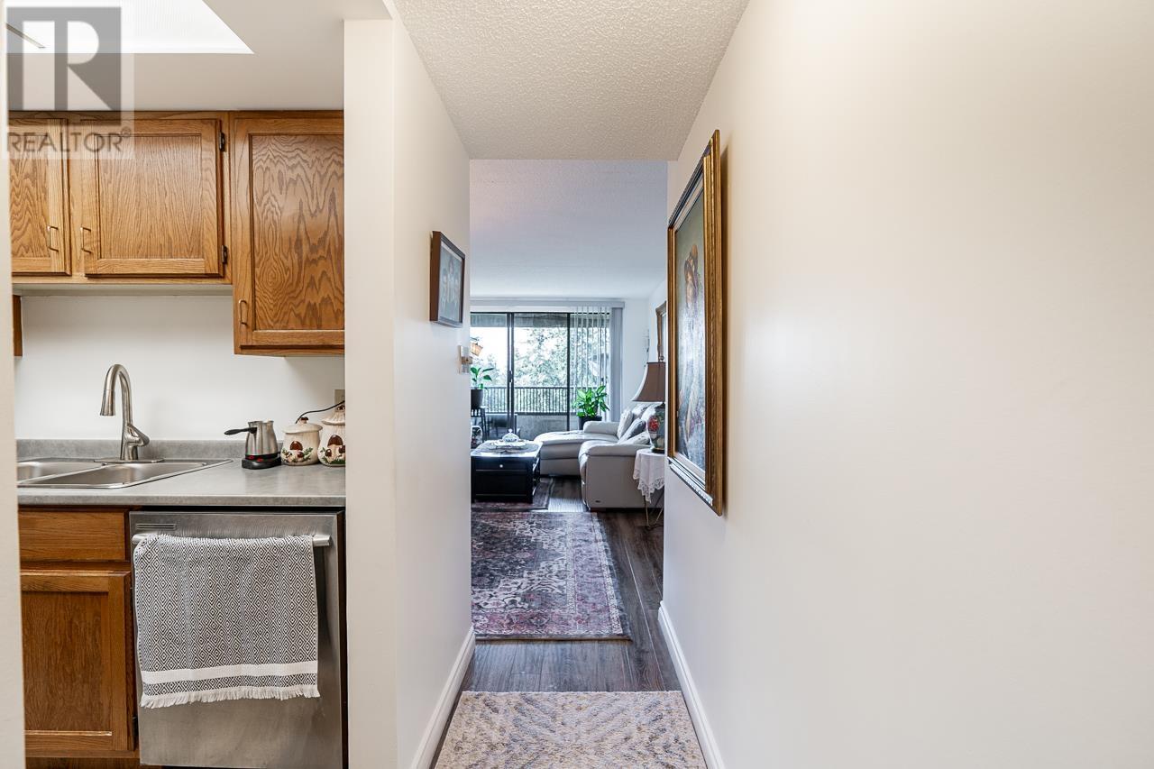 Photo 23 of 1101 6595 Willingdon Avenue, Burnaby BC