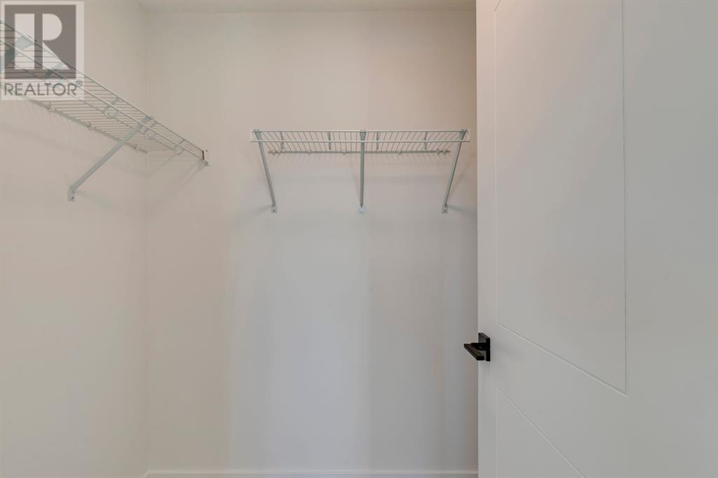 Single Family House for Sale in  Sora Terrace SE Hotchkiss Calgary 