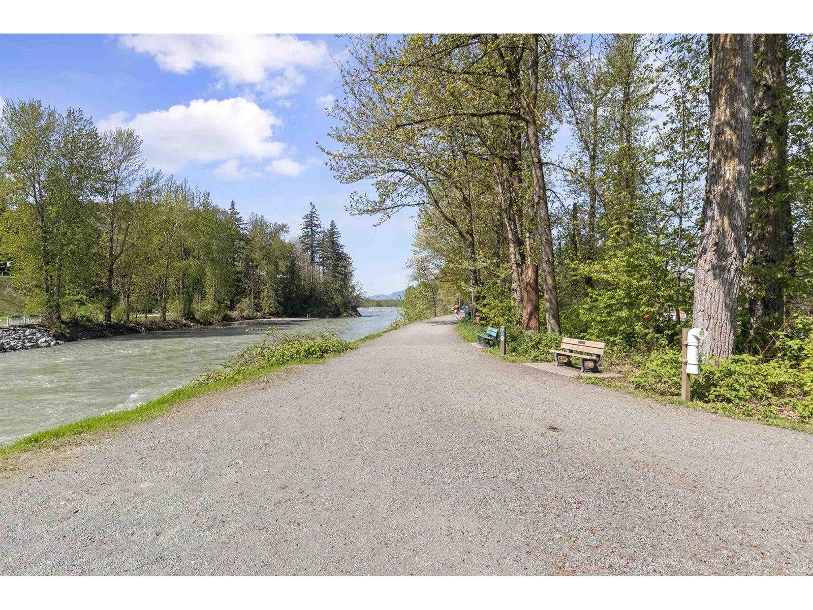 Photo 18 of 103 45511 Campus Drive Garrison Crossing, Chilliwack BC