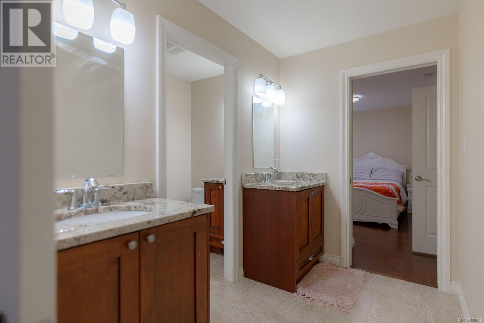 3454 Waterfern Dr, Port Alberni real estate listing 989982